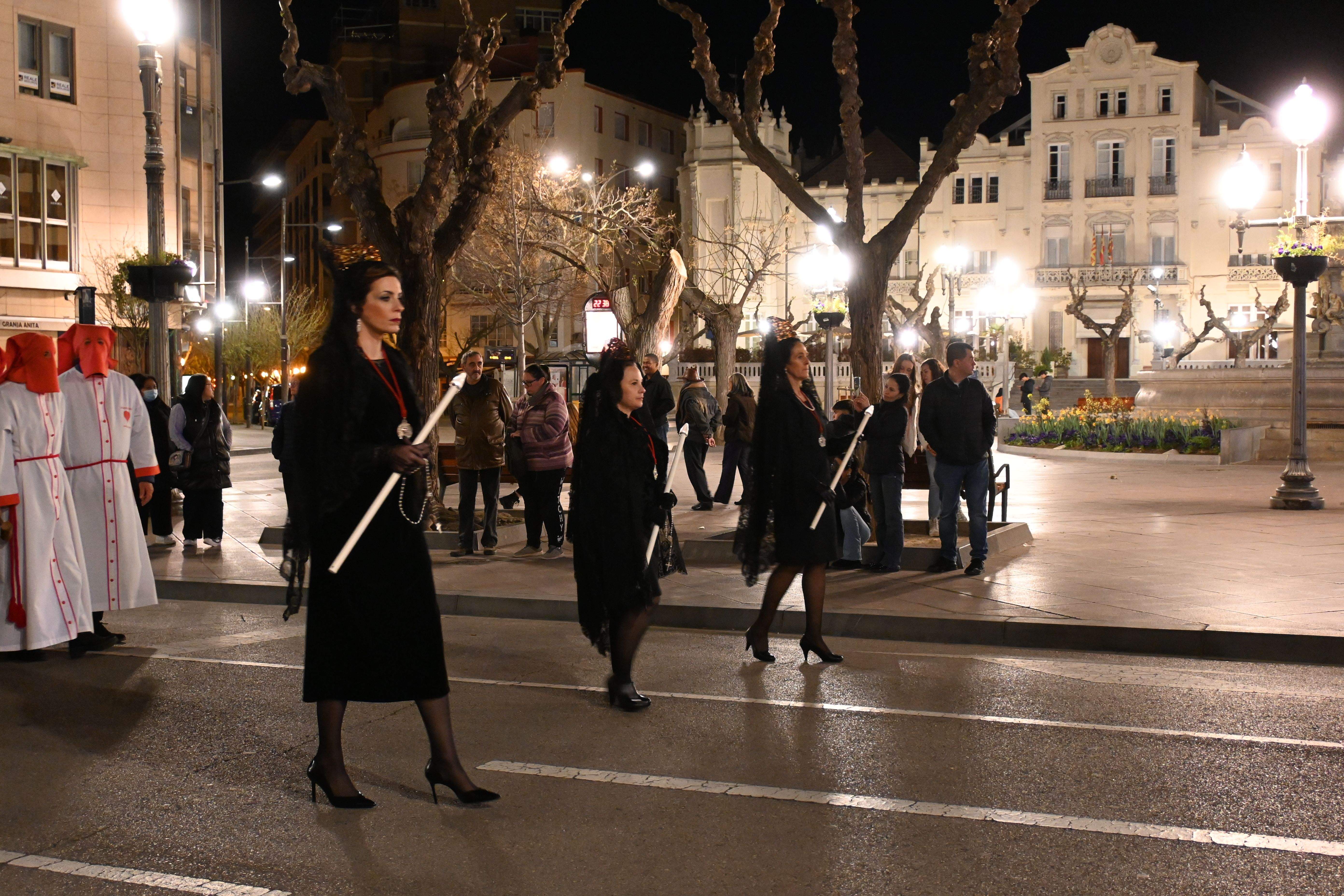 Procesión de la Coronación de Espinas en Huesca. Foto Carlos Jalle