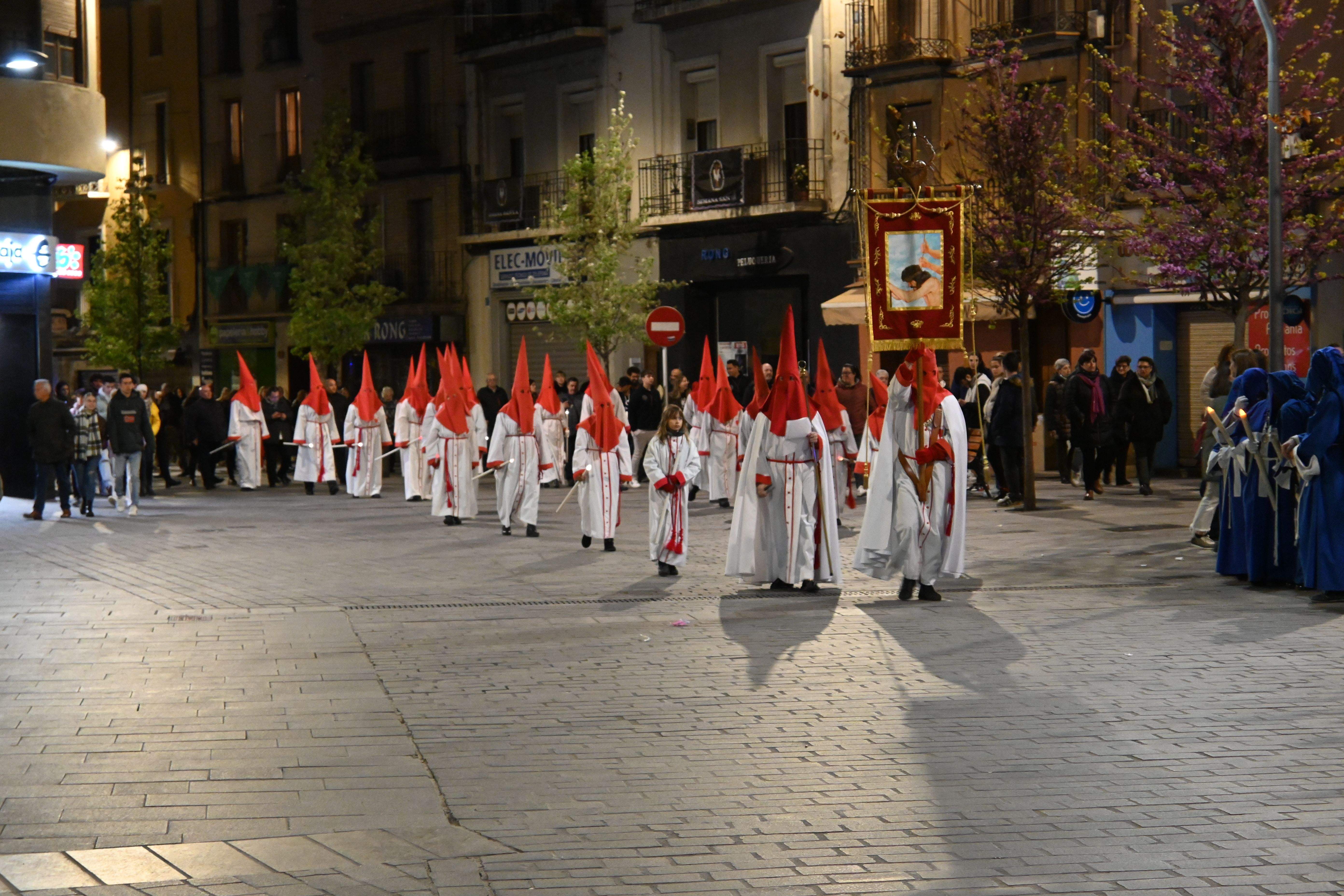 Procesión de la Coronación de Espinas en Huesca. Foto Carlos Jalle