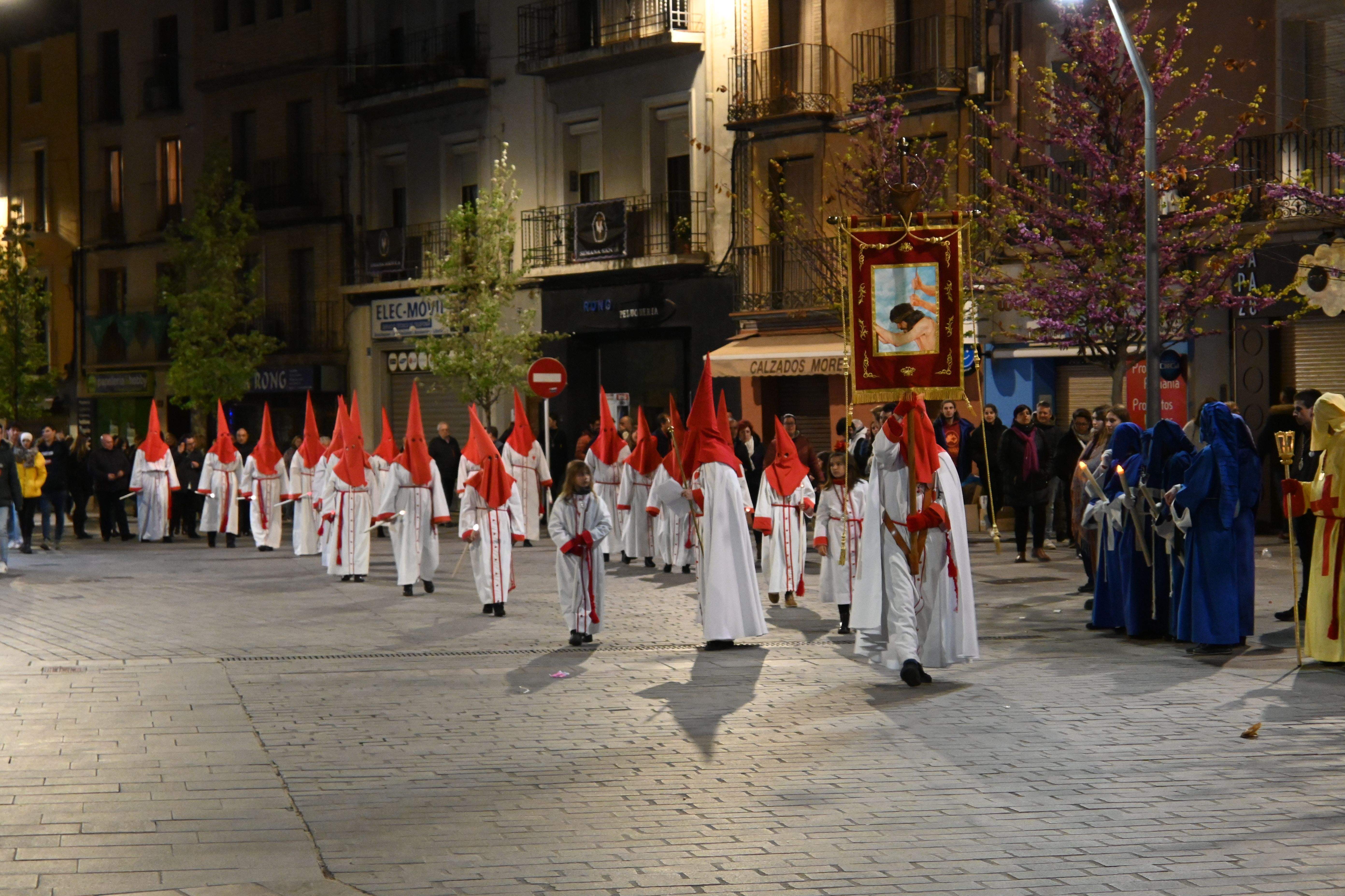 Procesión de la Coronación de Espinas en Huesca. Foto Carlos Jalle