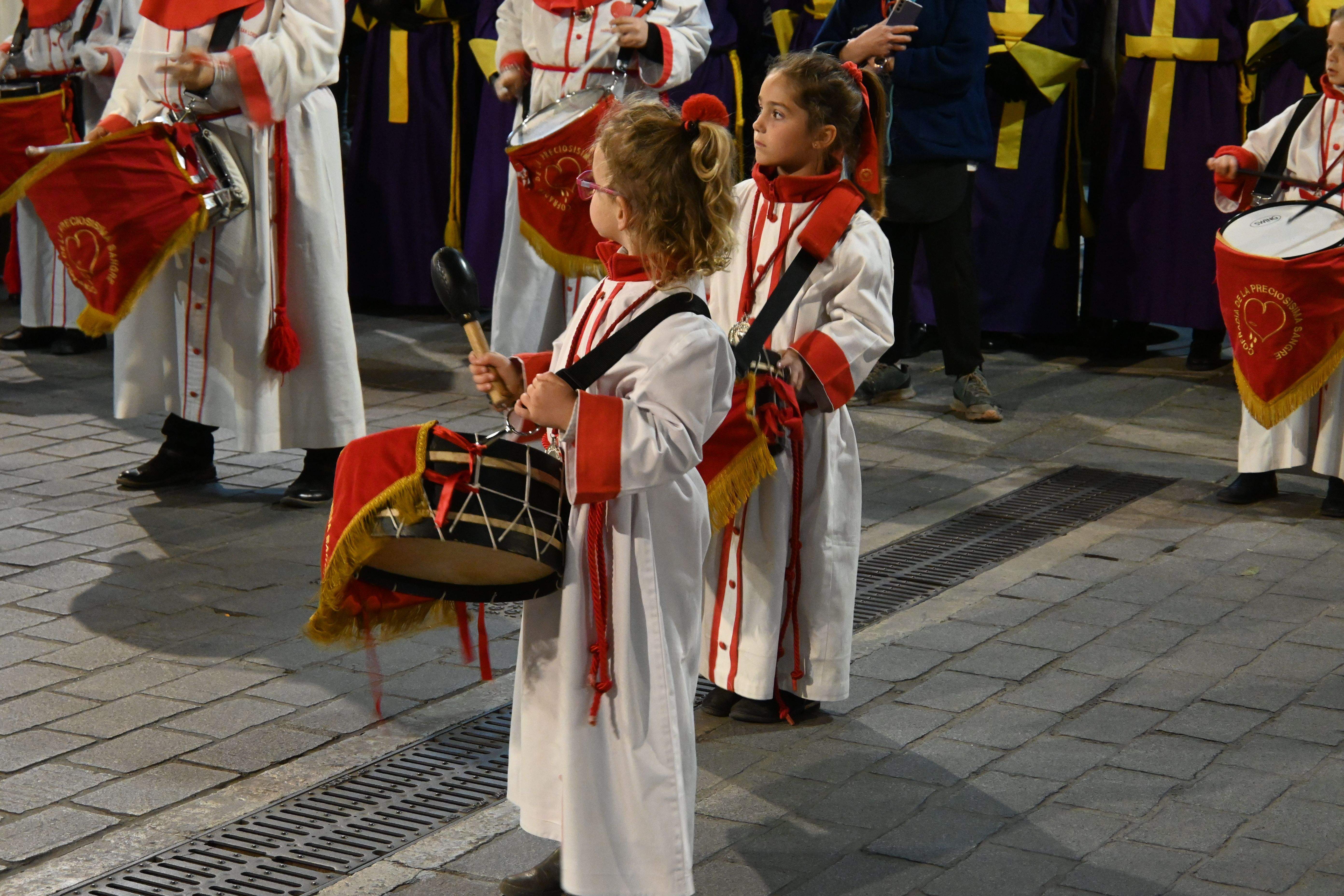 Procesión de la Coronación de Espinas en Huesca. Foto Carlos Jalle