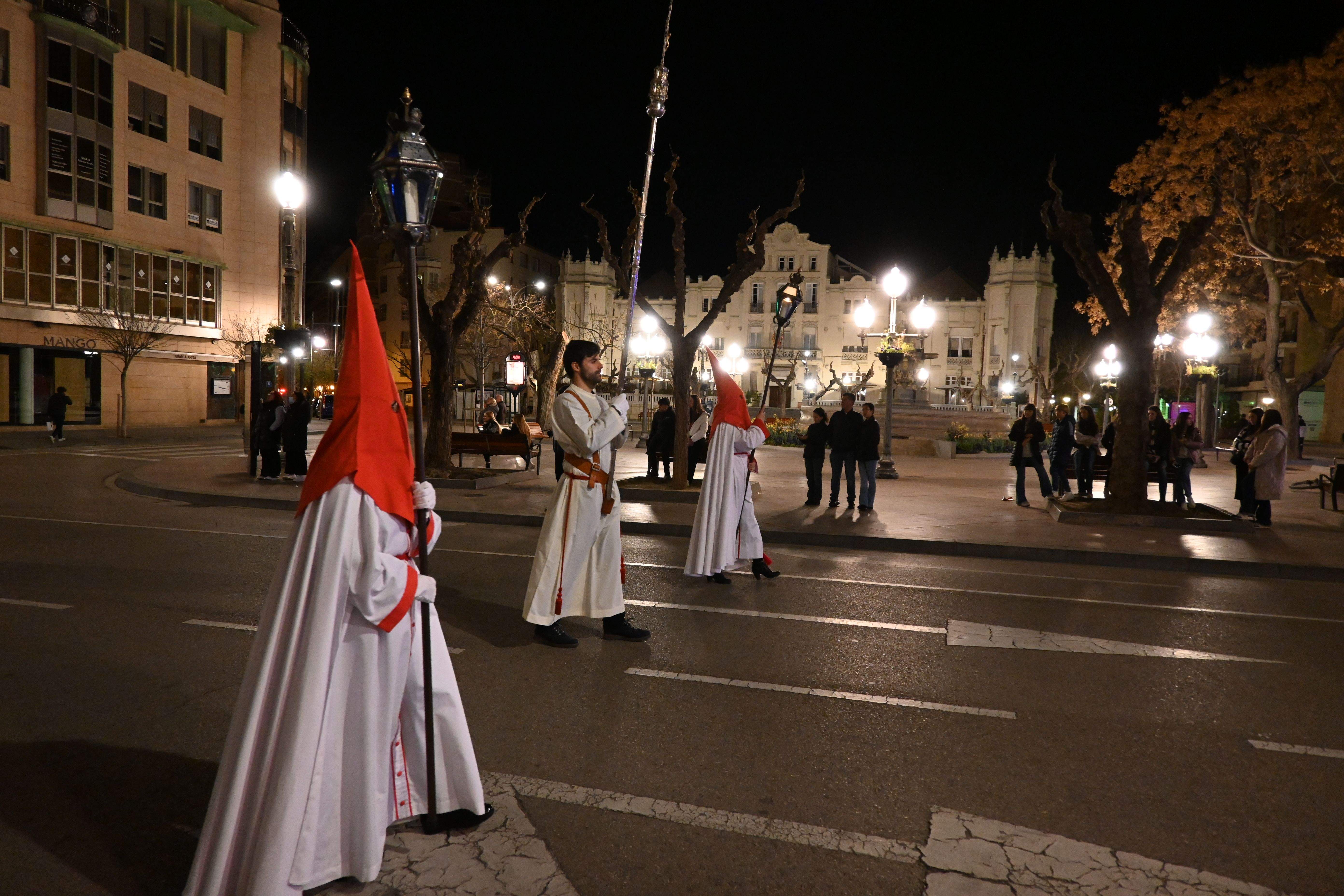 Procesión de la Coronación de Espinas en Huesca. Foto Carlos Jalle