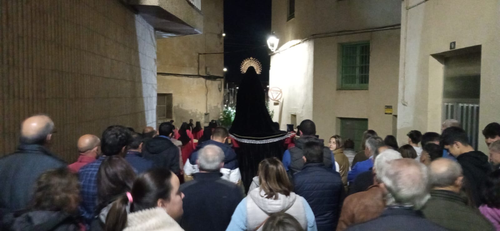 Procesión del Encuentro en Grañén. Foto Raúl Rivarés