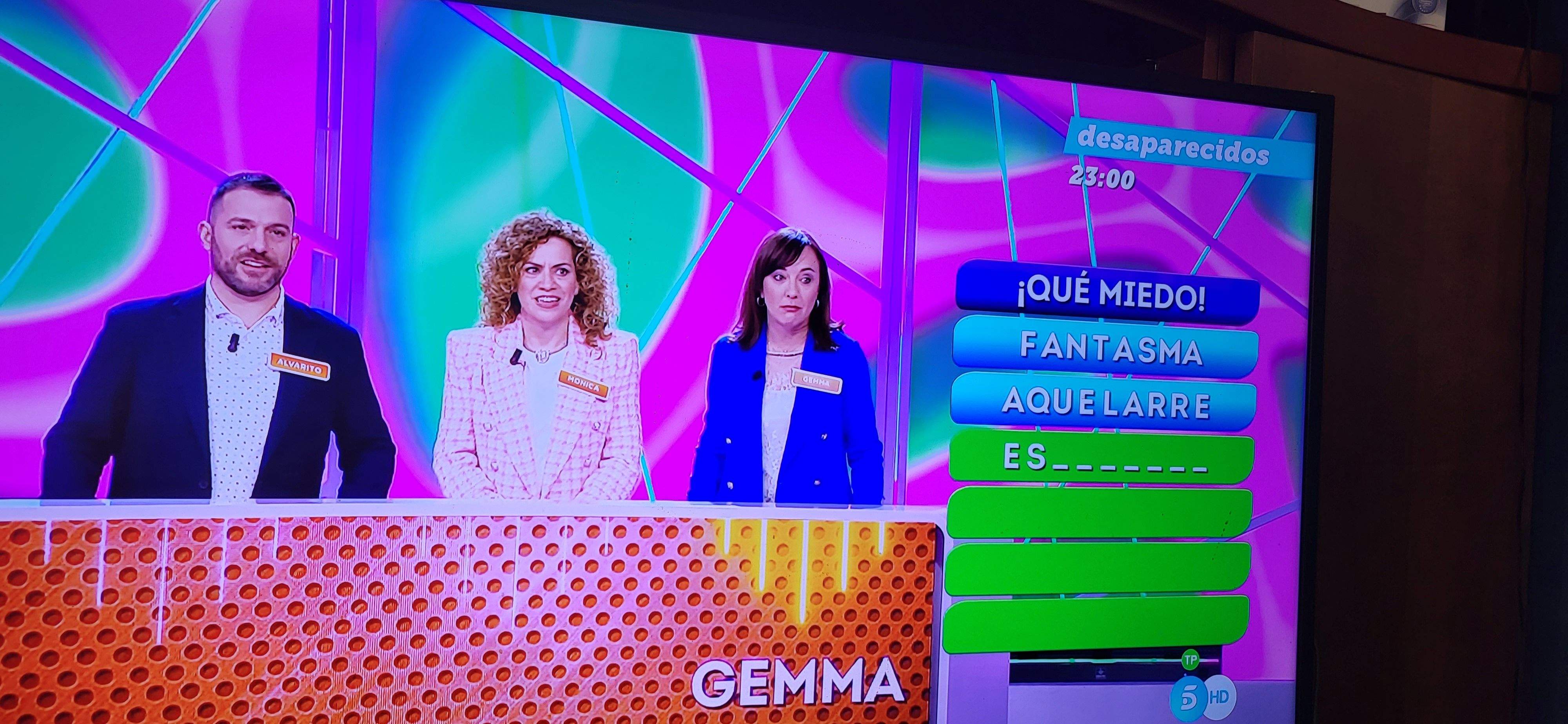 Concurso Reacciones en cadena, con Gemma, Álvaro y Mónica