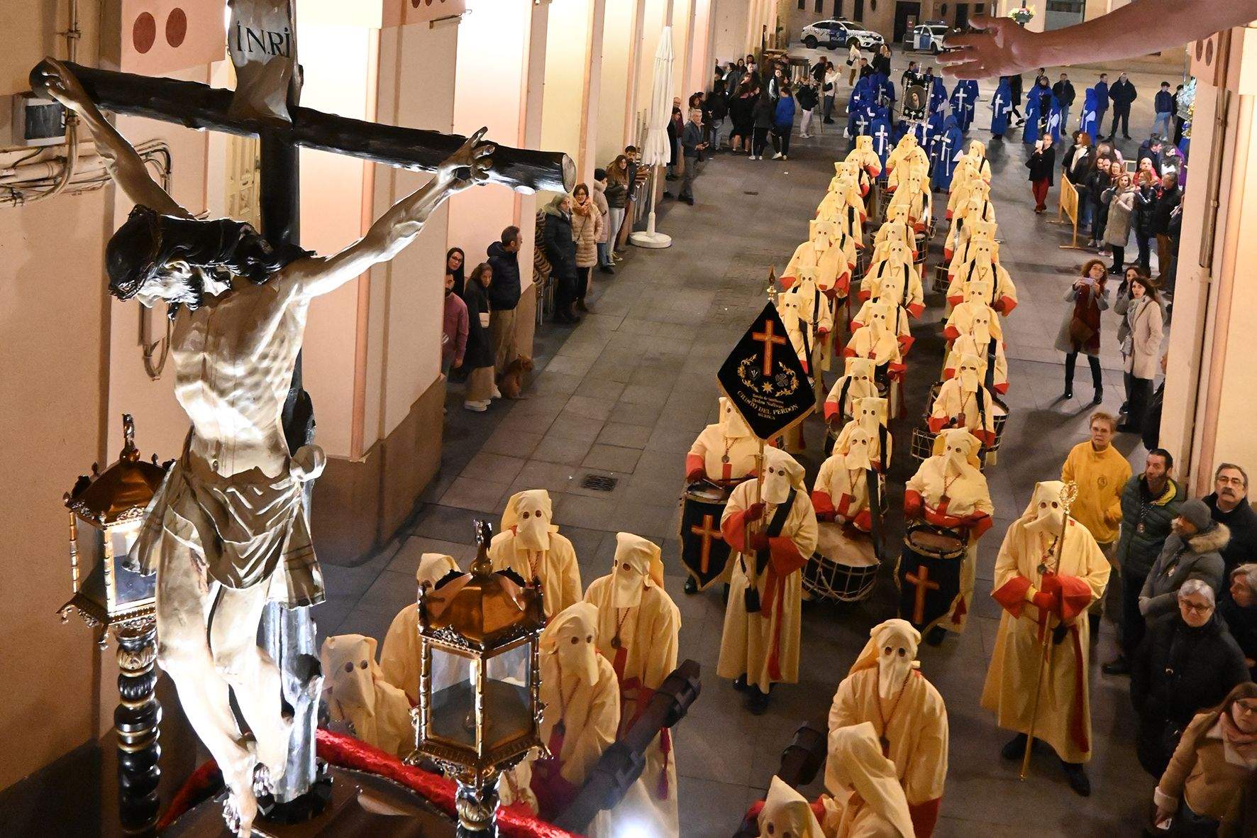 Procesión del Encuentro en Huesca. Foto Carlos Jalle