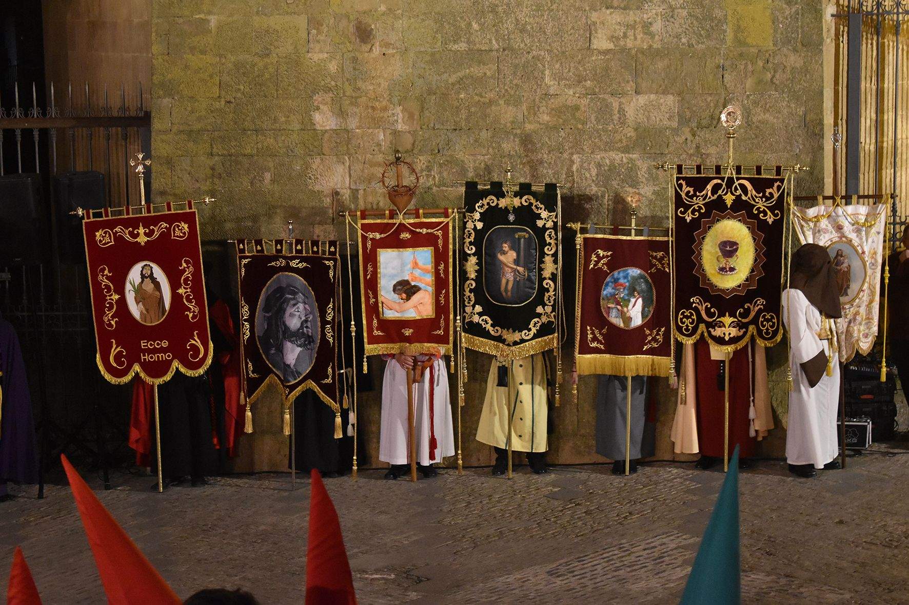Procesión del Encuentro en Huesca. Foto Carlos Jalle