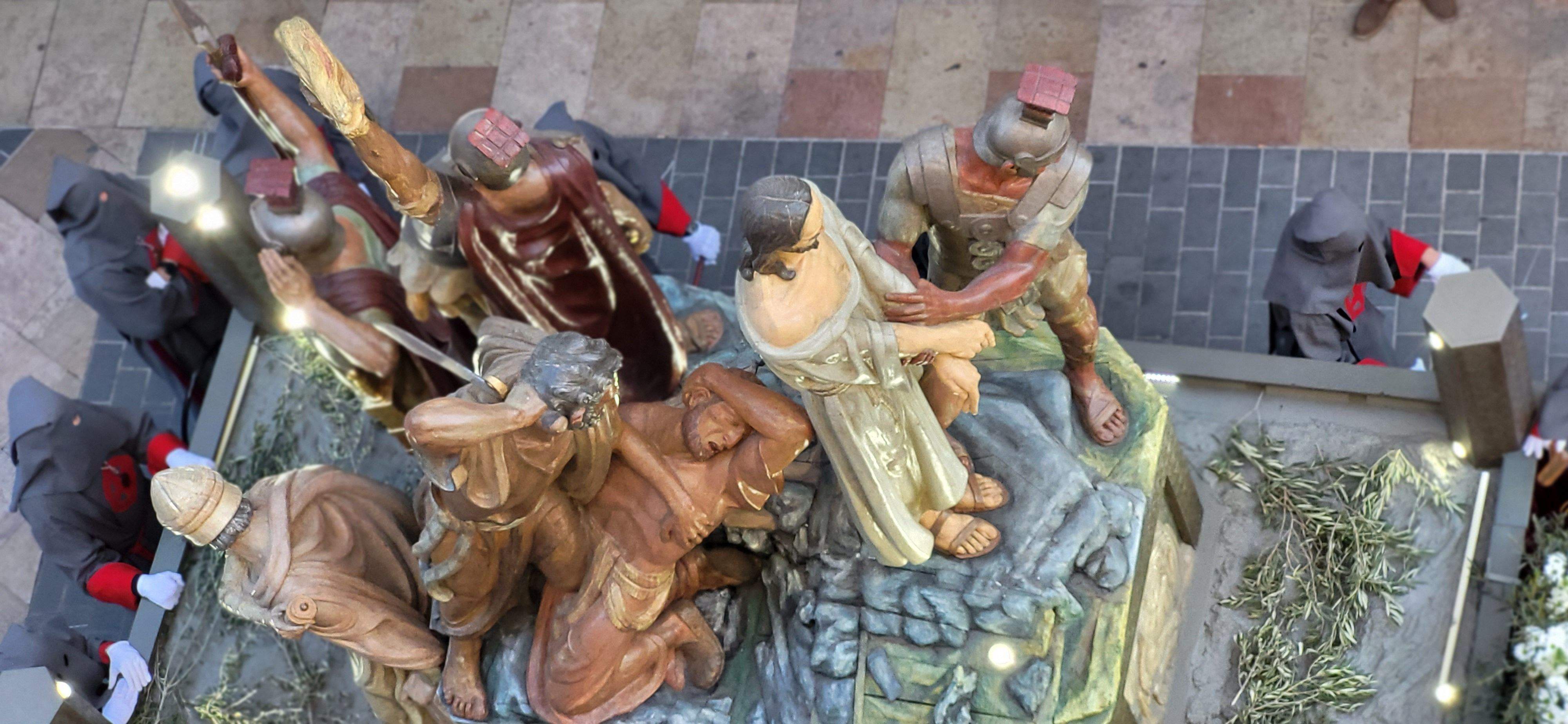 Procesión del Santo Entierro en Huesca, Viernes Santo. Foto: Myriam Martínez 