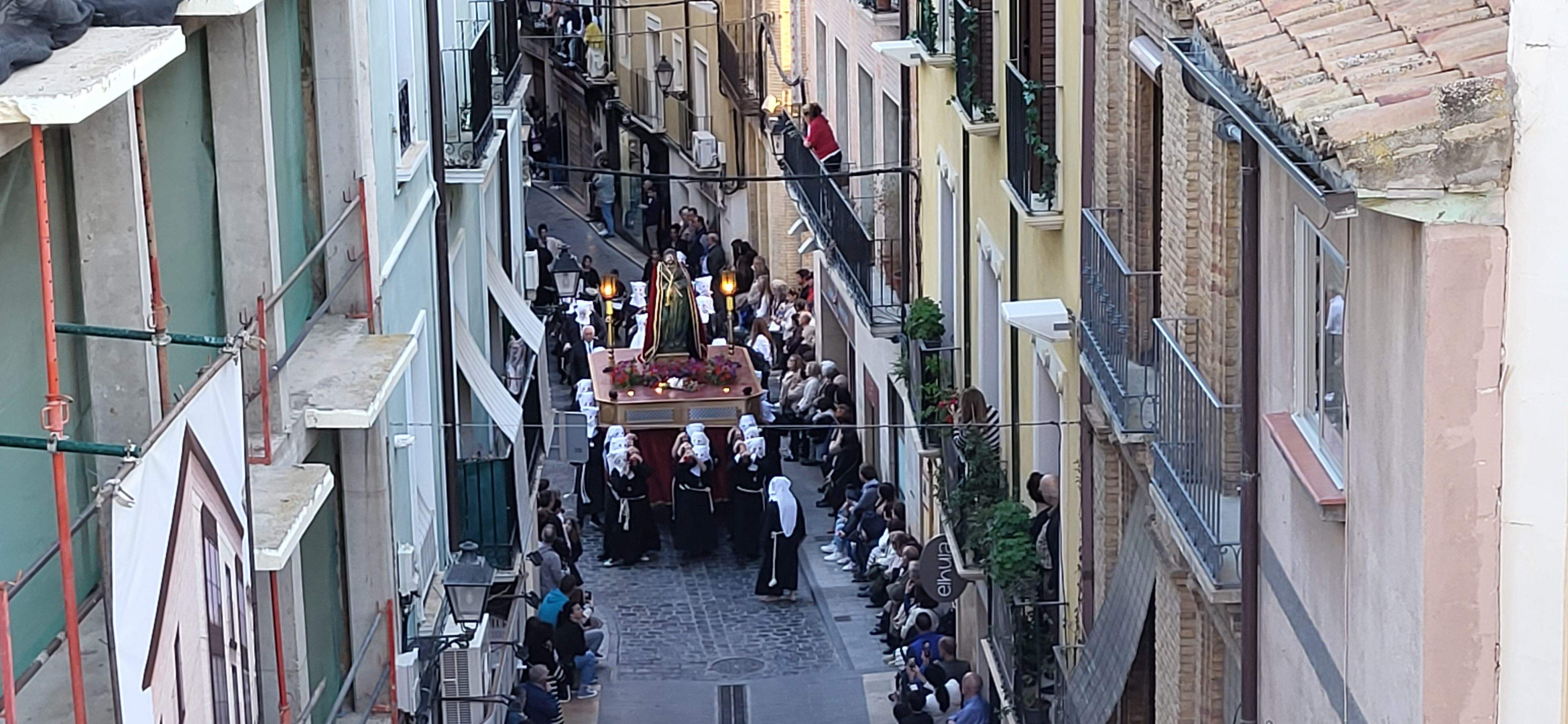 Procesión del Santo Entierro en Huesca, Viernes Santo. Foto: Mercedes Manterola