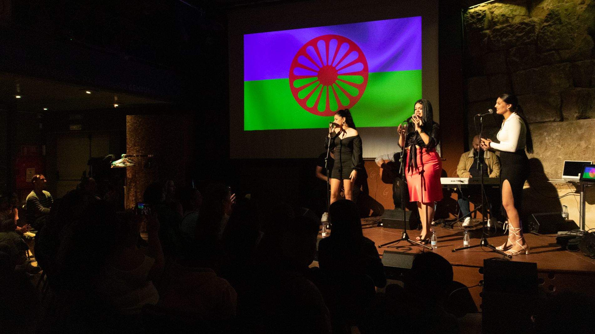 Fiesta del Día del Pueblo Gitano en Bendita Ruina. Foto Estela Alcay
