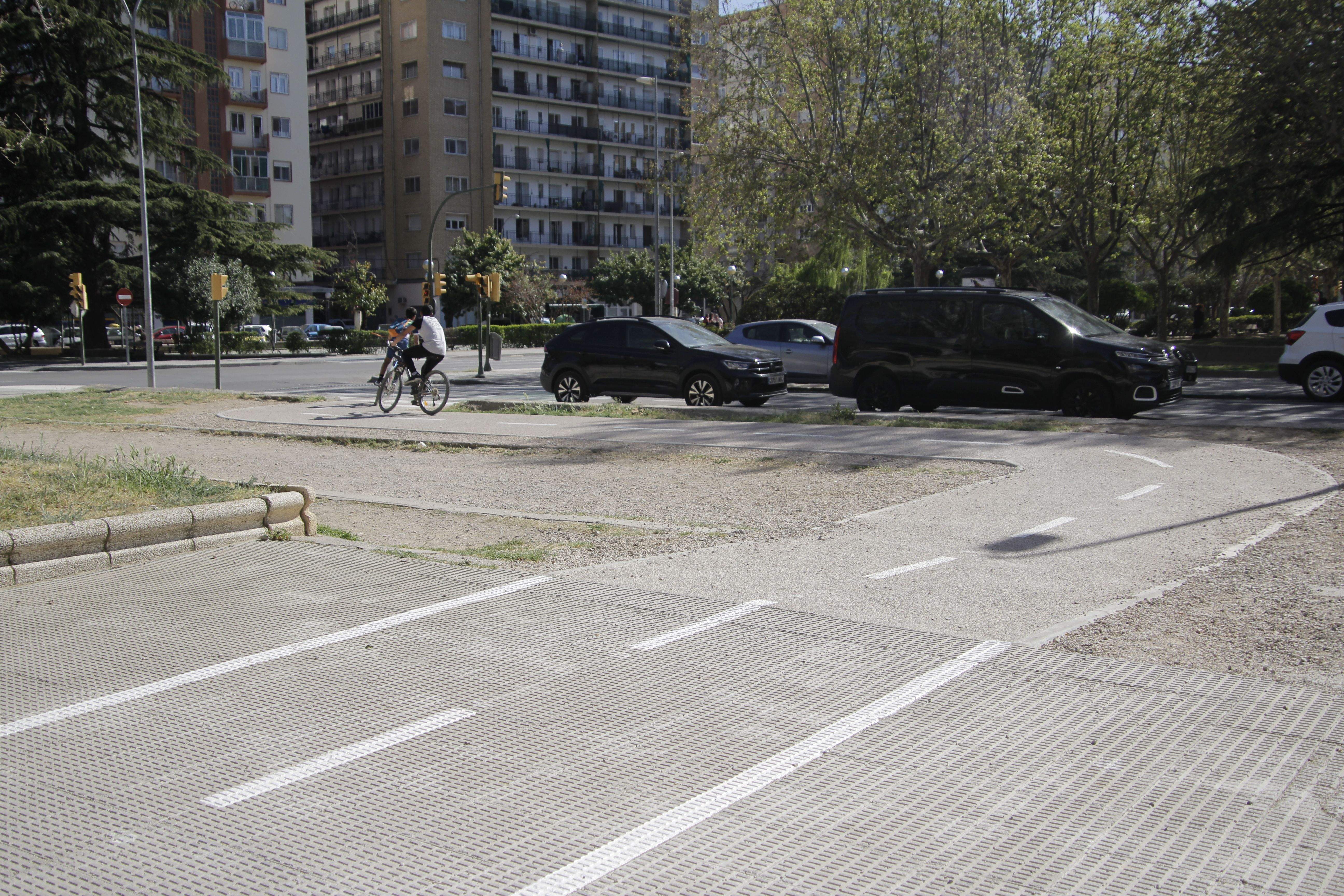 Giros punto menos que imposibles con la bici. Foto Amagoia La Cruz
