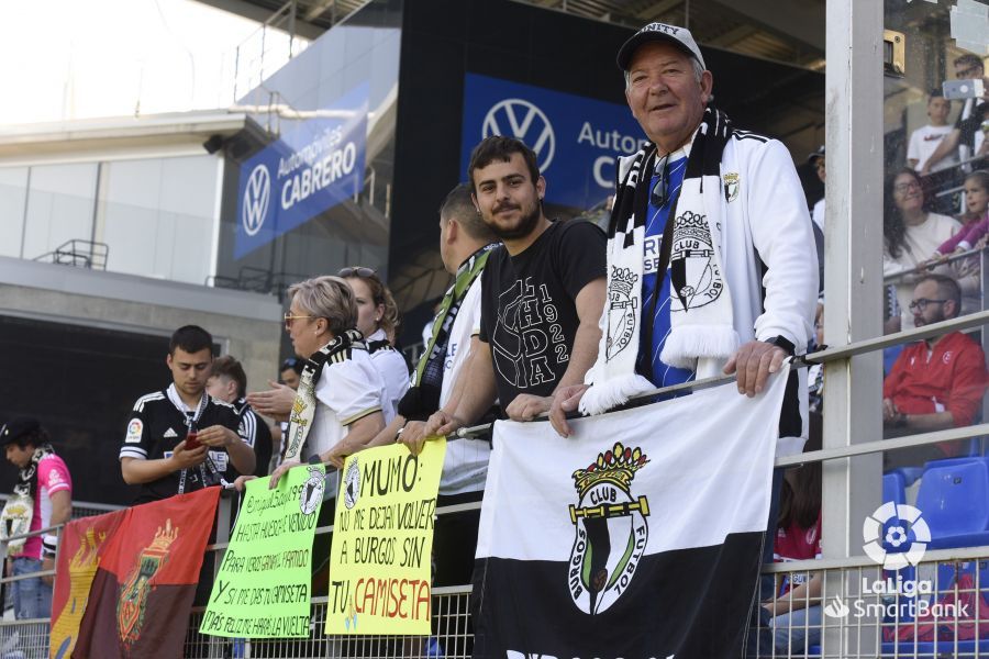 Otra imagen de la afición del Burgos, madrugadora. Foto LaLiga