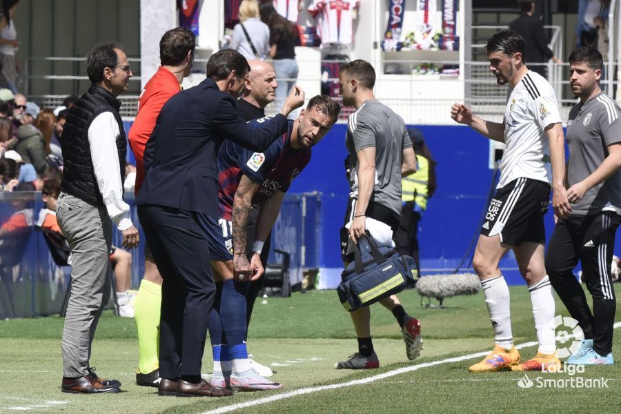 Carrillo, tras ser atendido