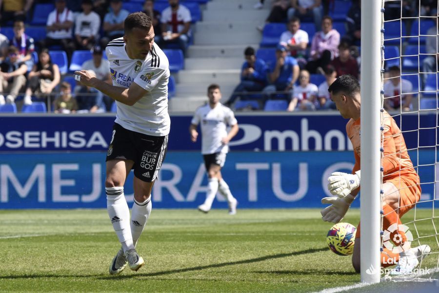 Remate a bocajarro que para Andrés. Foto LaLiga
