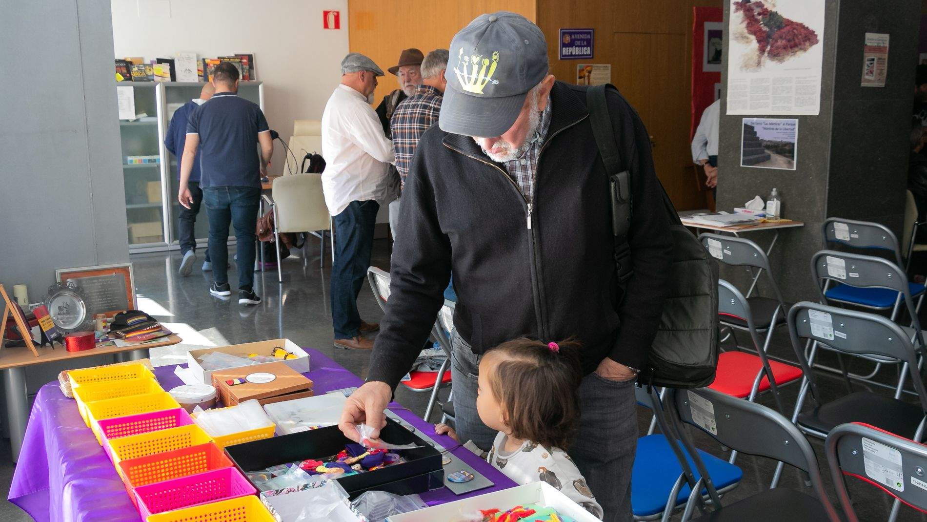 Exposición de Fernando Otín, Composiciones que invitan a pensar. Foto Estela Alcay 