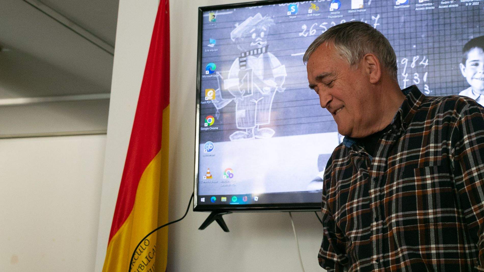 Exposición de Fernando Otín, Composiciones que invitan a pensar. Foto Estela Alcay 