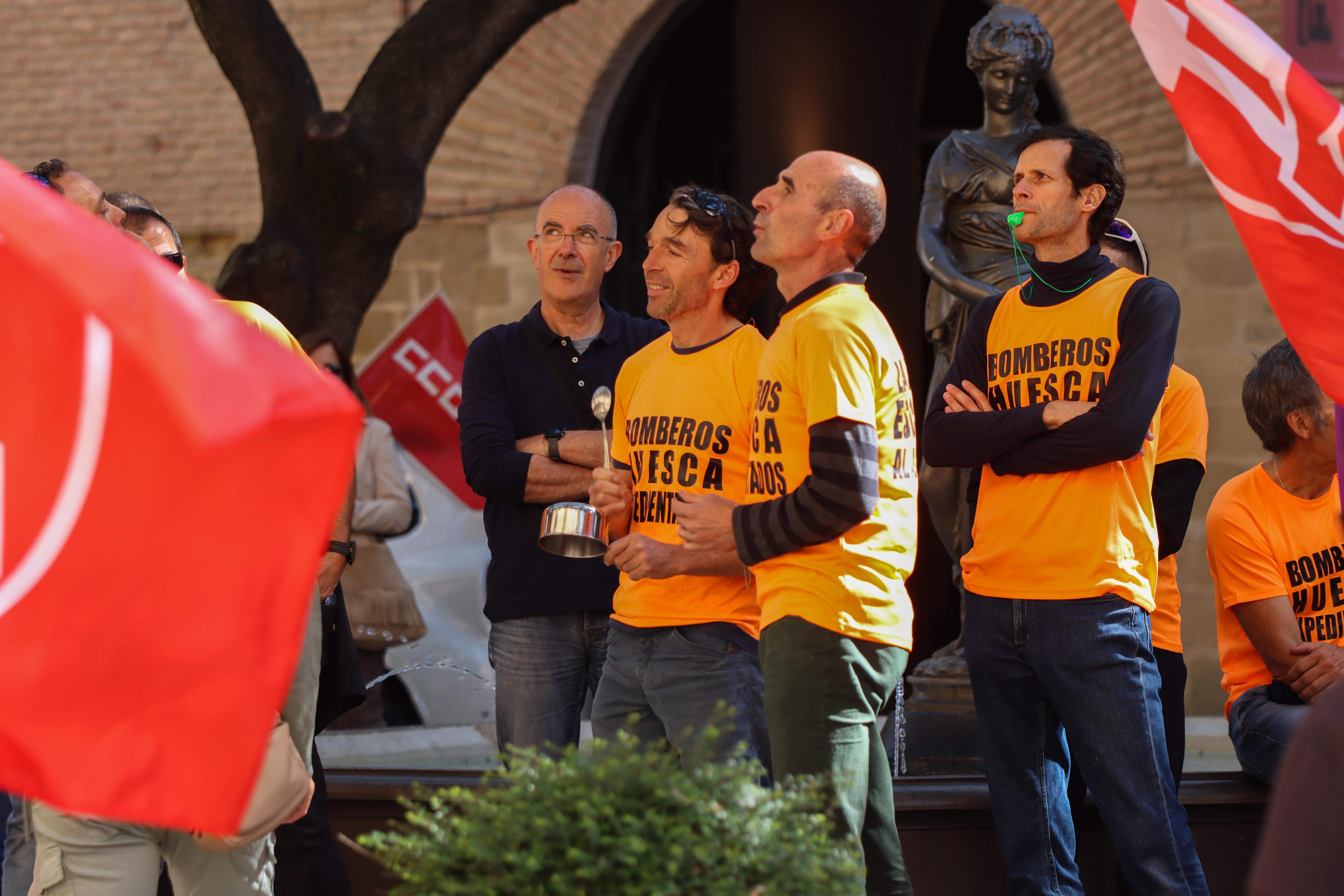 Manifestación de trabajadores municipales de Huesca. FOTO: David Martínez