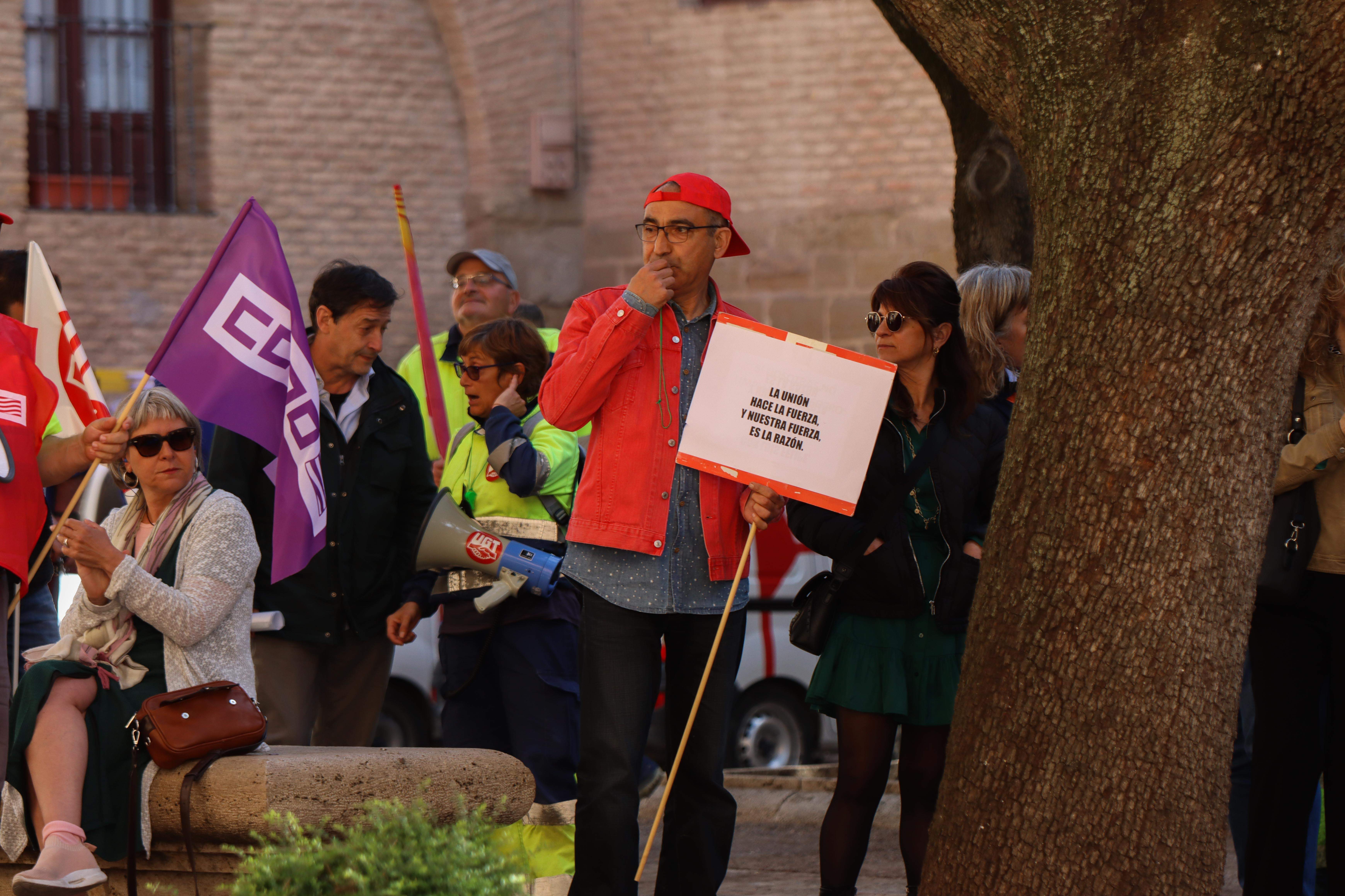 Manifestación de trabajadores municipales de Huesca. FOTO: David Martínez