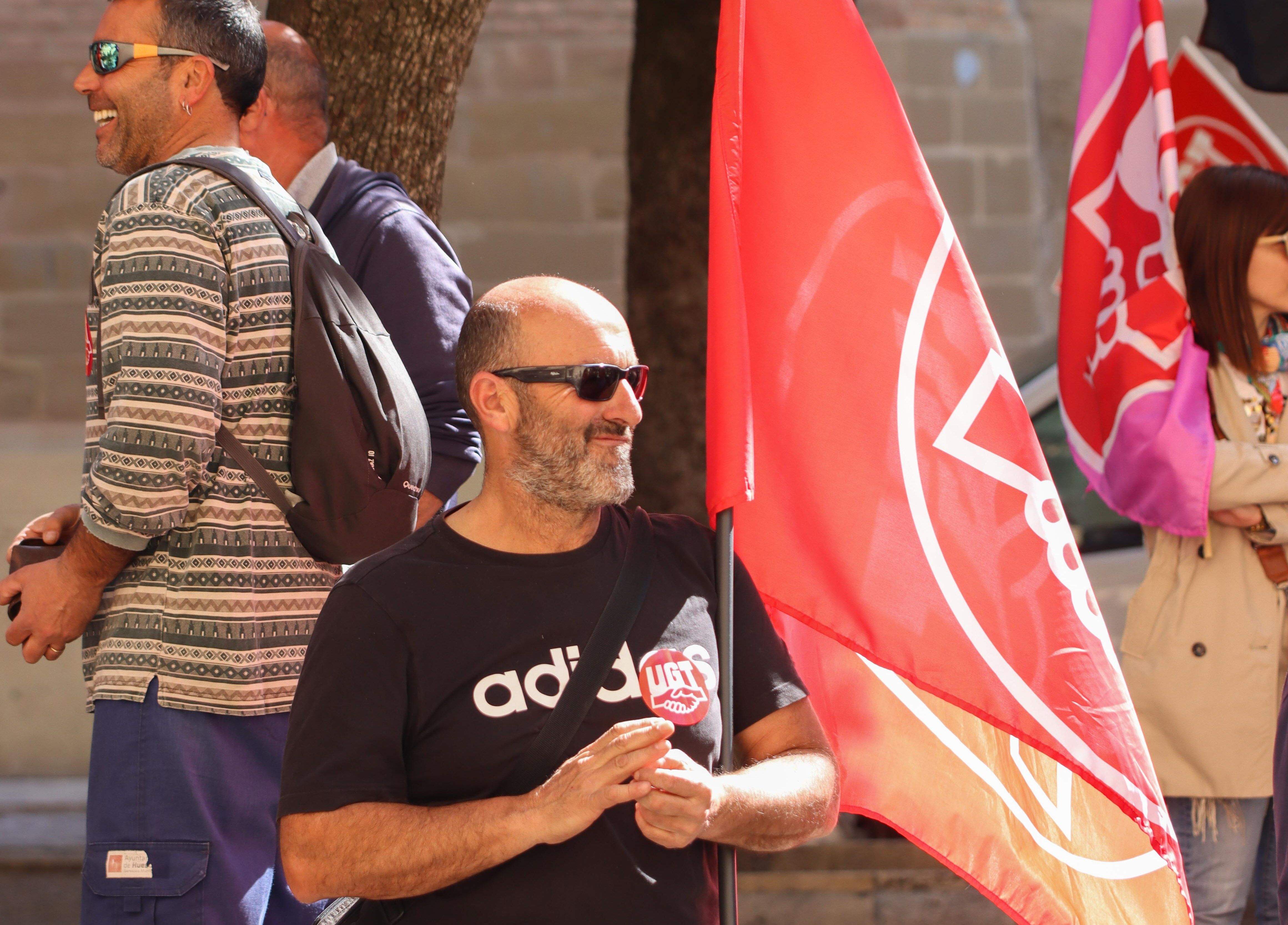 Manifestación de trabajadores municipales de Huesca. FOTO: David Martínez