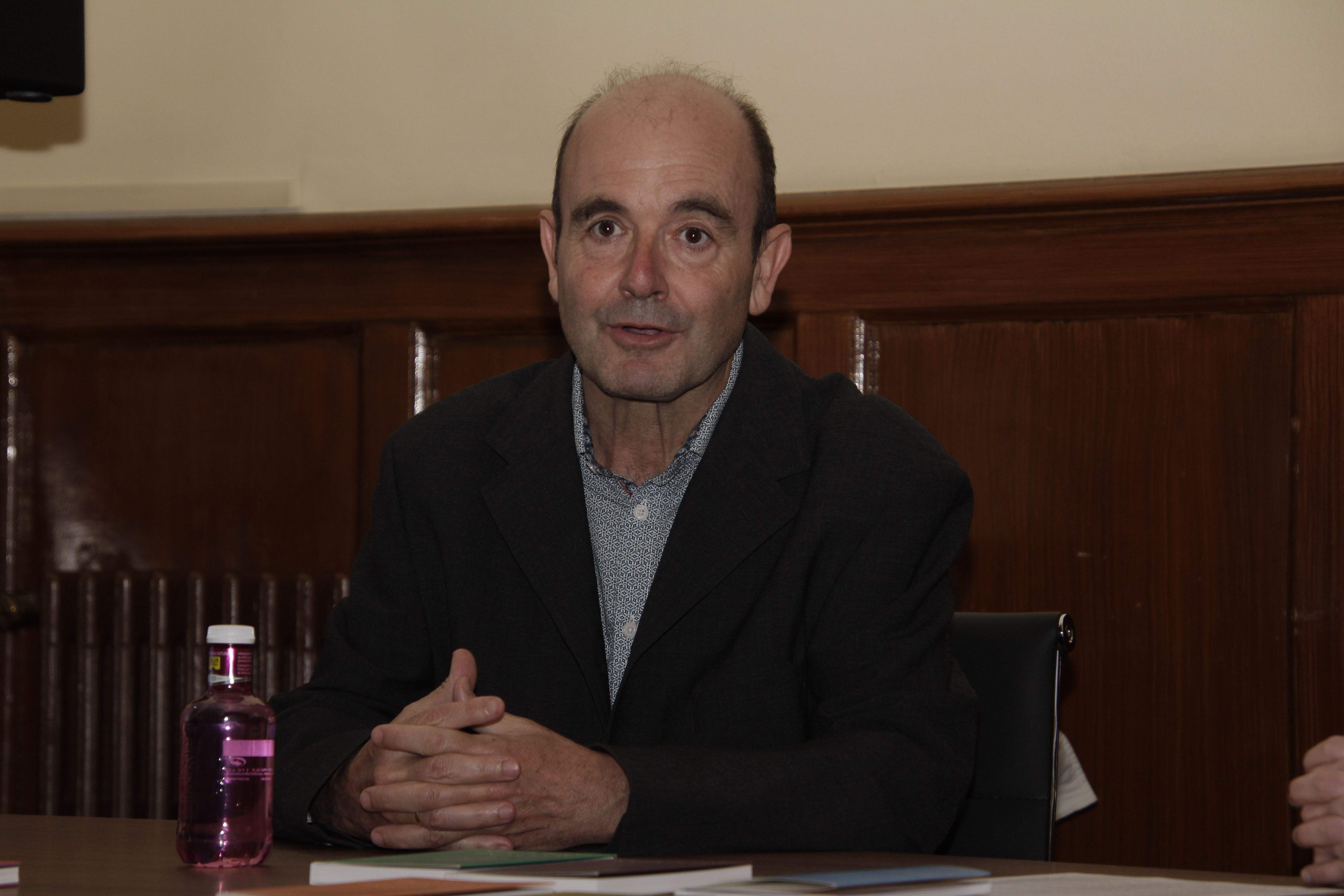 Jesús Pedro Lorente. Amagoia La Cruz