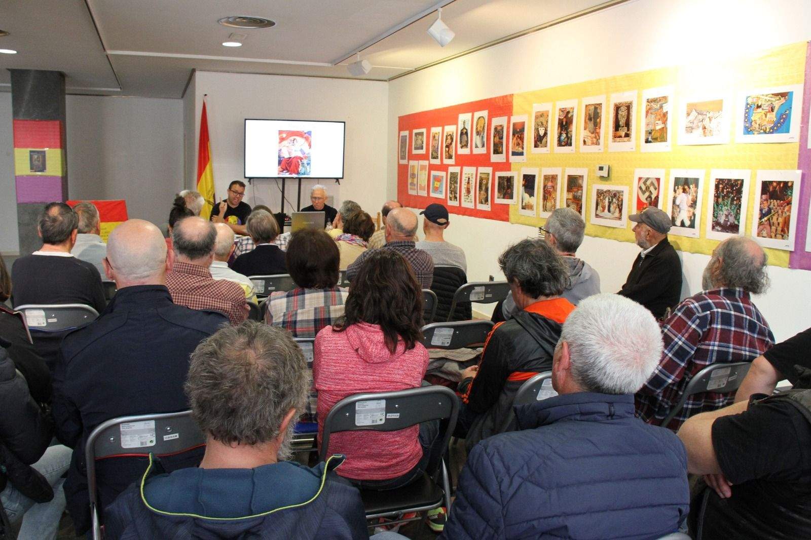 Charla de Miguel Cored sobre "La Republicana". Foto Carlos Neofato 