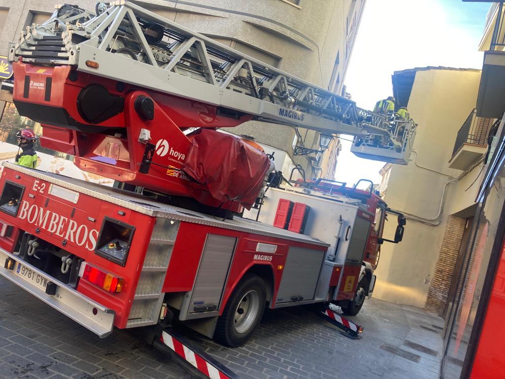 Pequeña intervención de los Bomberos de Huesca junto a la plaza Santo Domingo