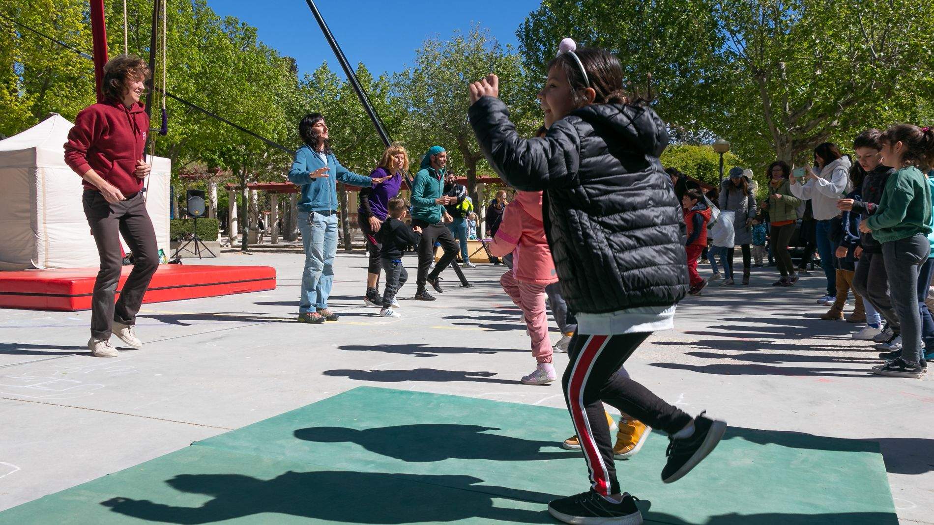 Día Mundial del Circo en Huesca. Foto Estela Alcay 