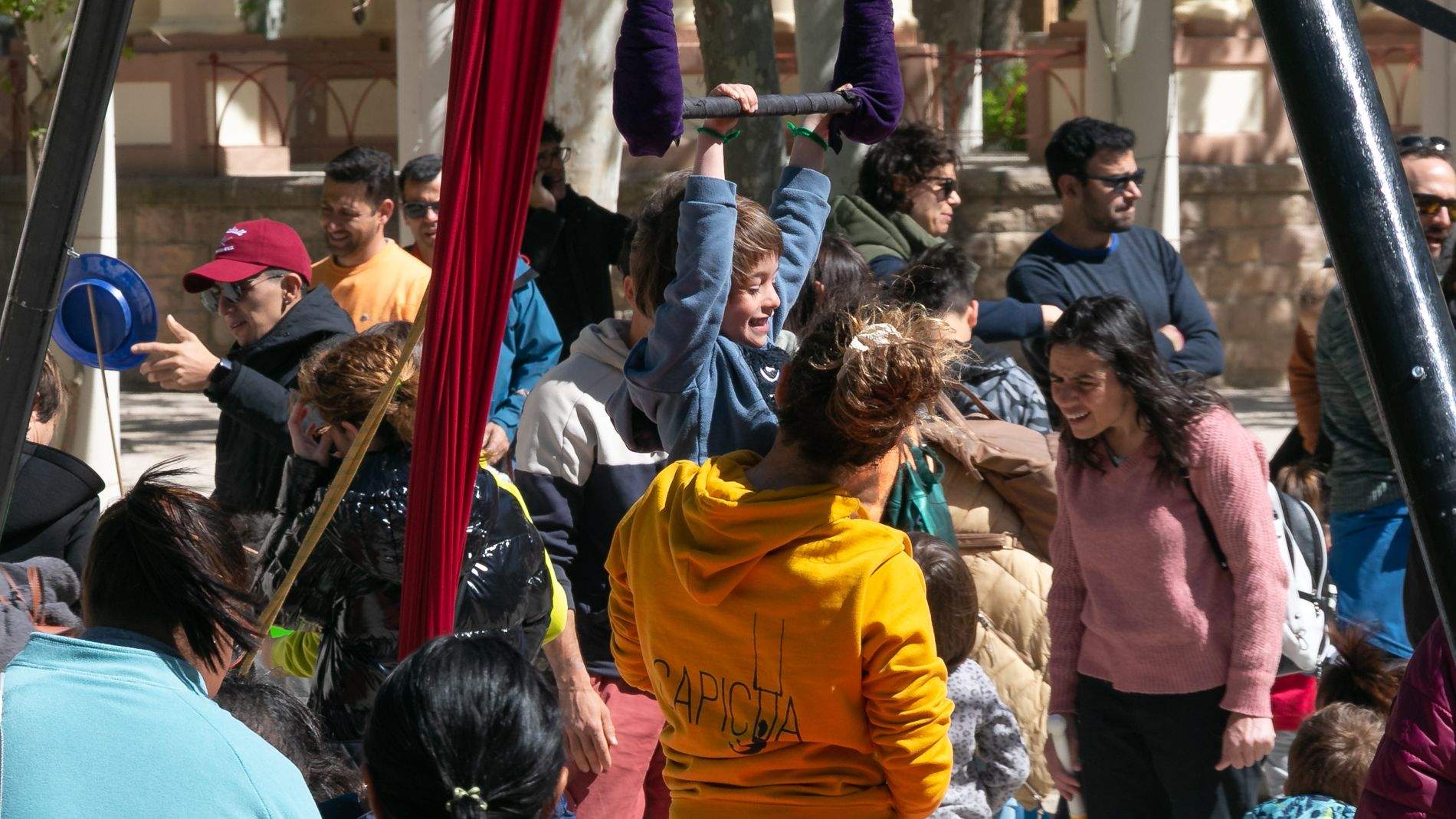 Día Mundial del Circo en Huesca. Foto Estela Alcay 