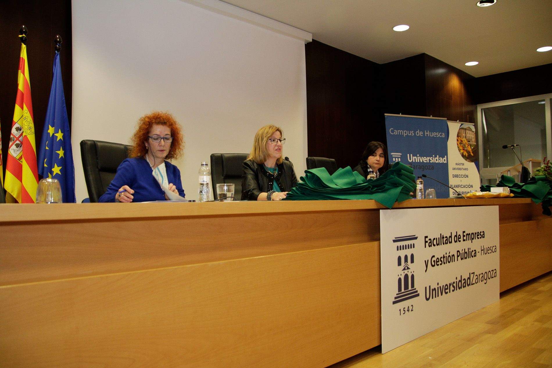 Fiesta anual del Colegio Universitario Ramón Acín. Foto Amagoia La Cruz