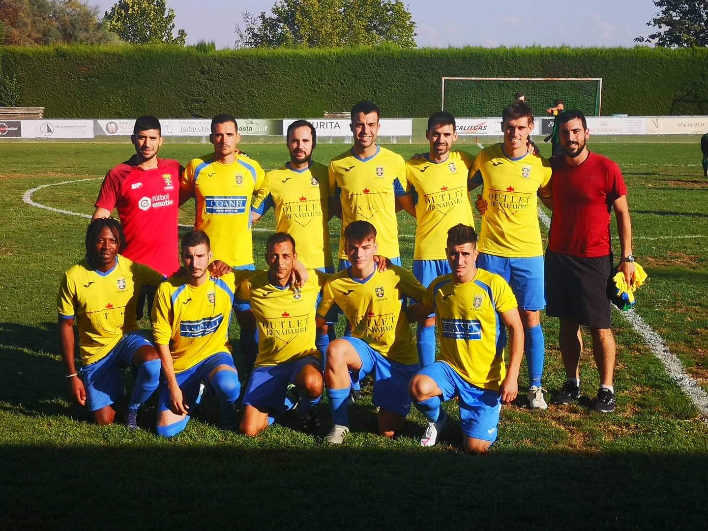 Jugadores del Benabarre en un partido amistoso de pretemporada ante el Altorricón. Jugadores del Benabarre en un partido amistoso de pretemporada ante el Altorricón.