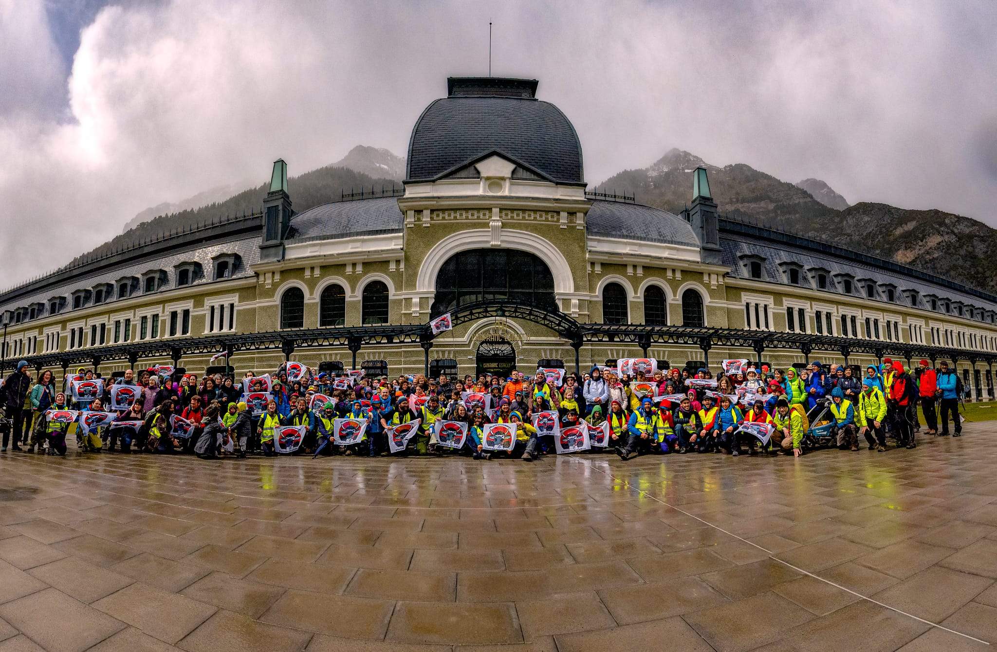 Actividad ambiental desarrollada en Canfranc sobre Canal Roya