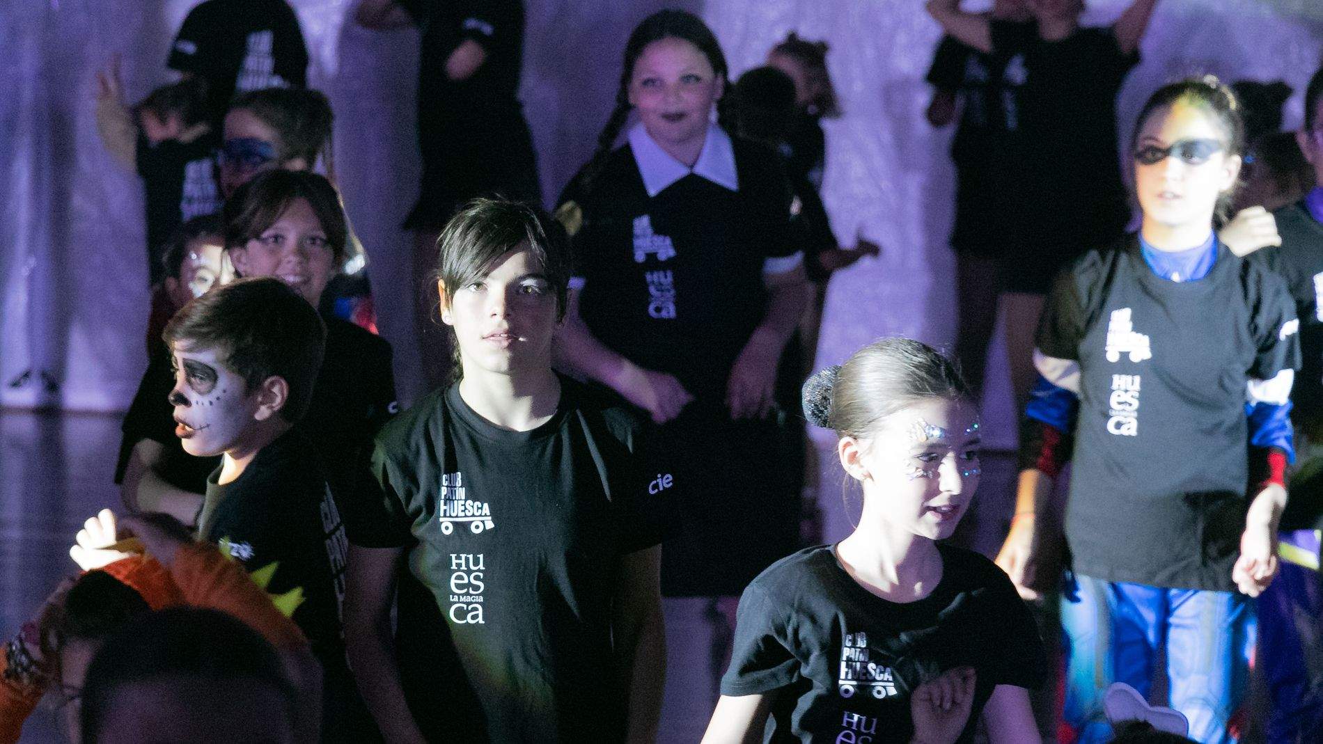 Imágenes de la exhibición del Club Patín Huesca. Foto Estela Alcay