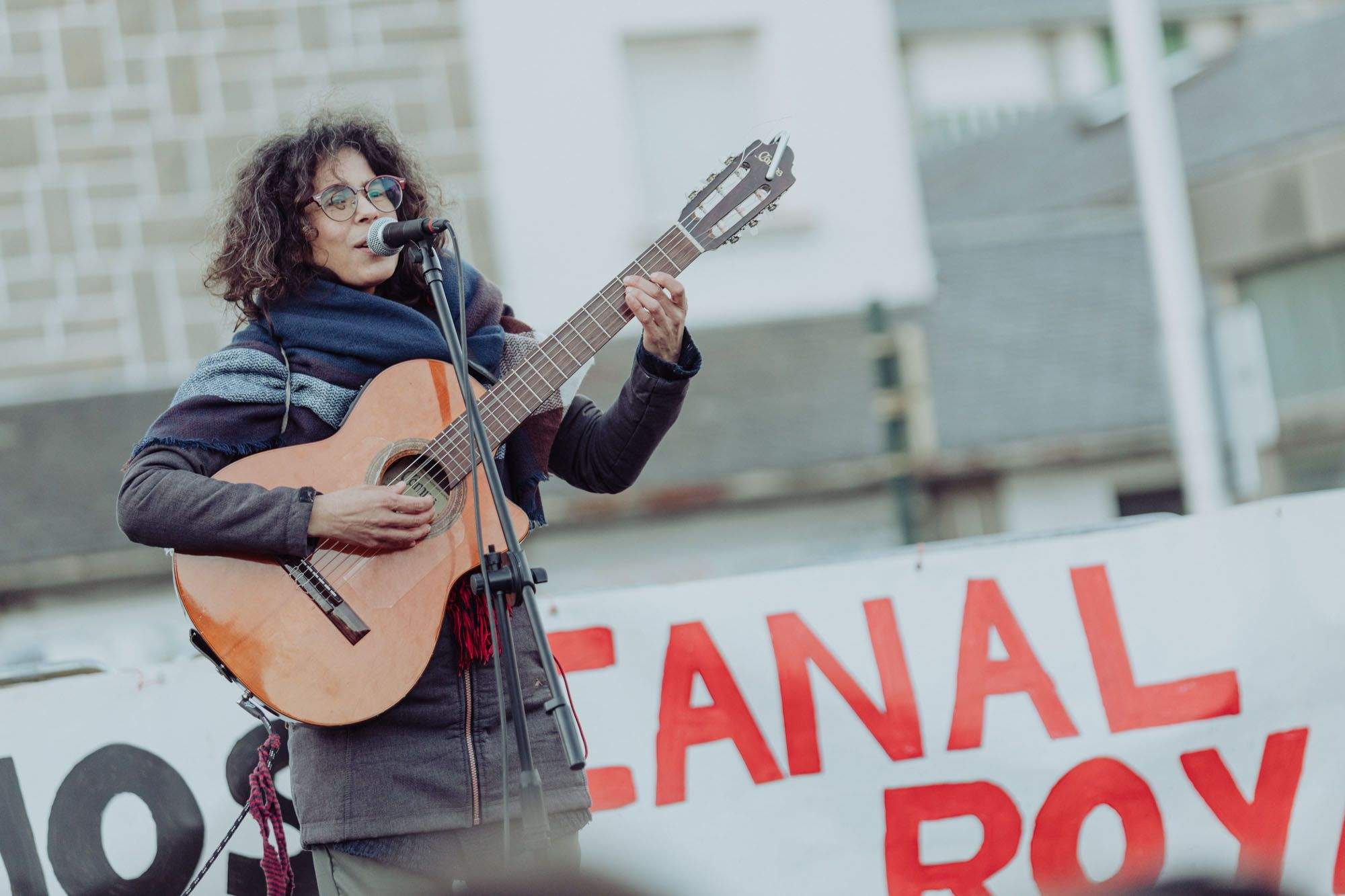 Manifestación celebrada en Jaca en contra de la unión de estaciones por Canal Roya. Foto: Ojos Pirenaicos