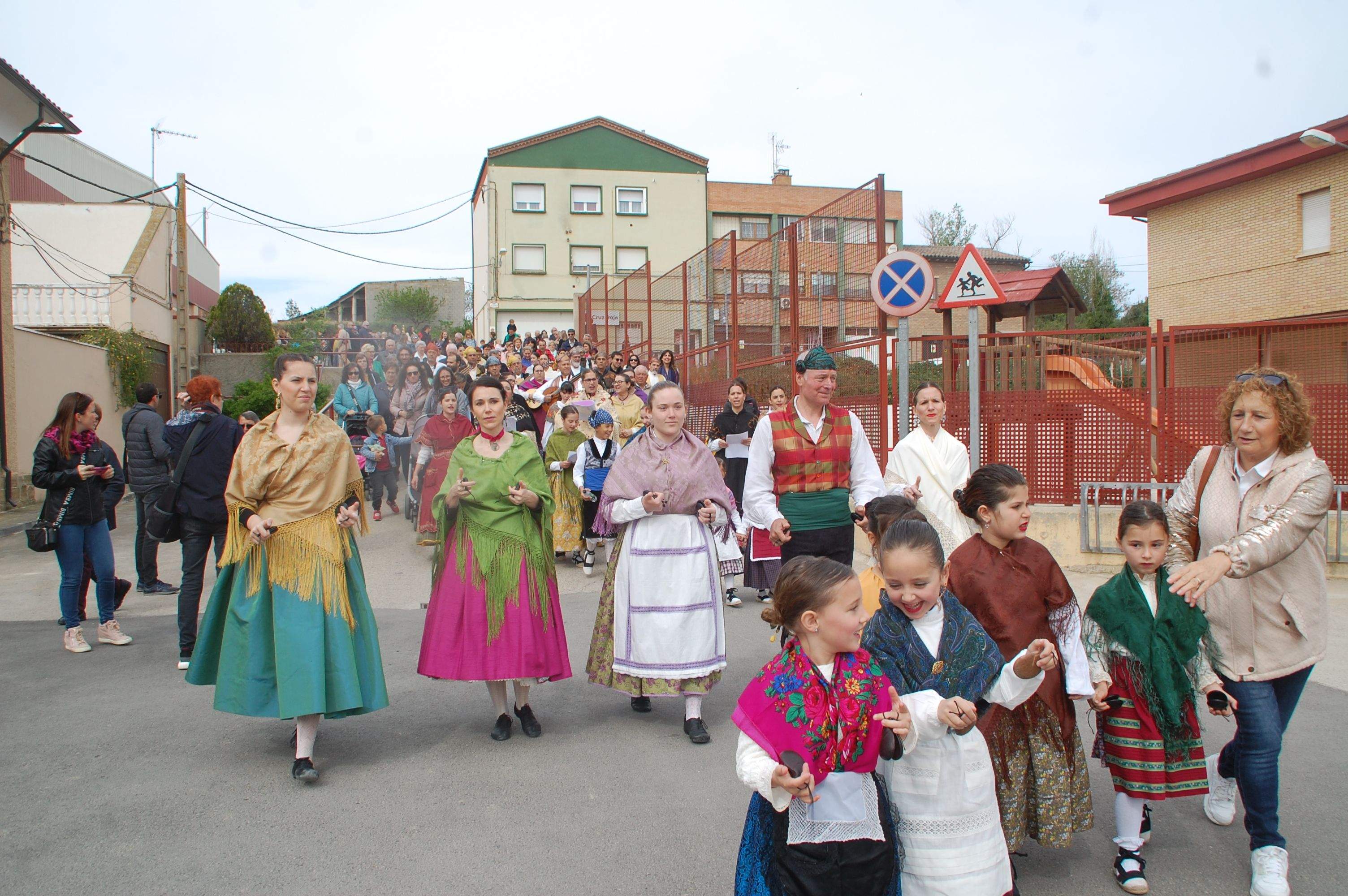 Encuentro comarcal de escuelas folclóricas de Los Monegros