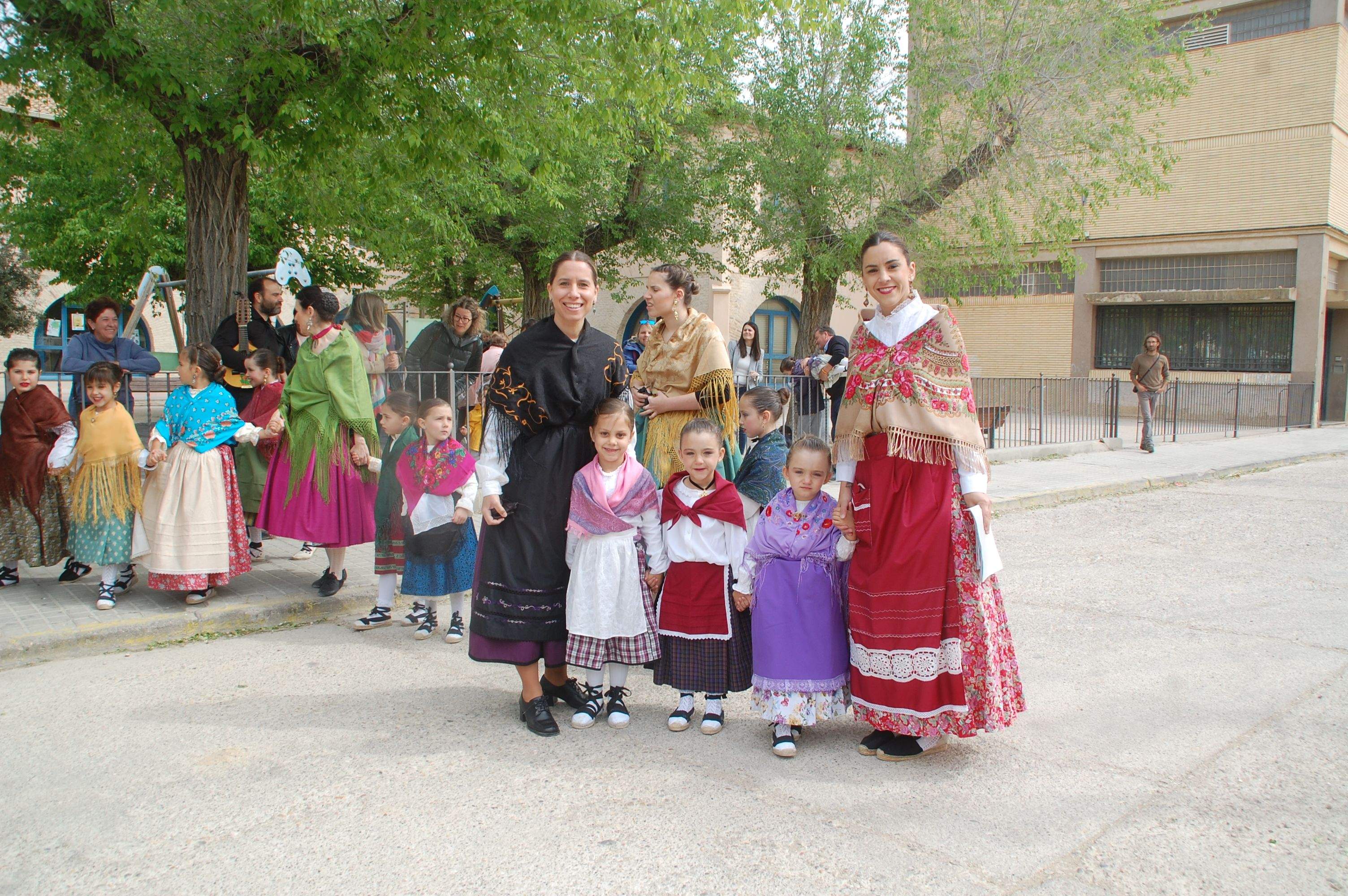 Encuentro comarcal de escuelas folclóricas de Los Monegros