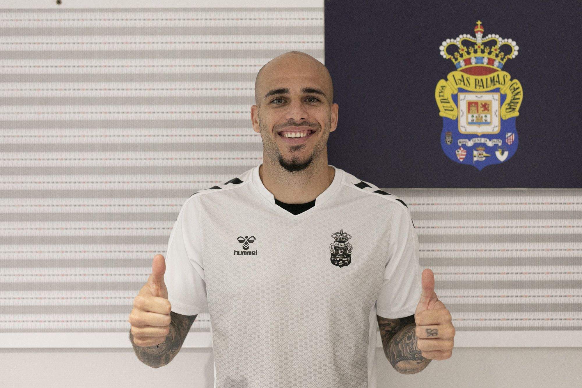 Sandro pasa el reconocimiento médico con su nuevo equipo. Foto: UD Las Palmas