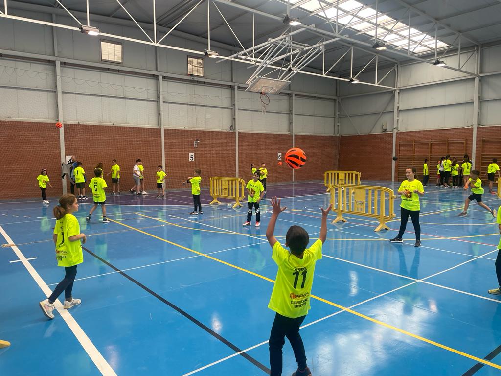 Animada Feria Miltisectoral en Zaidín