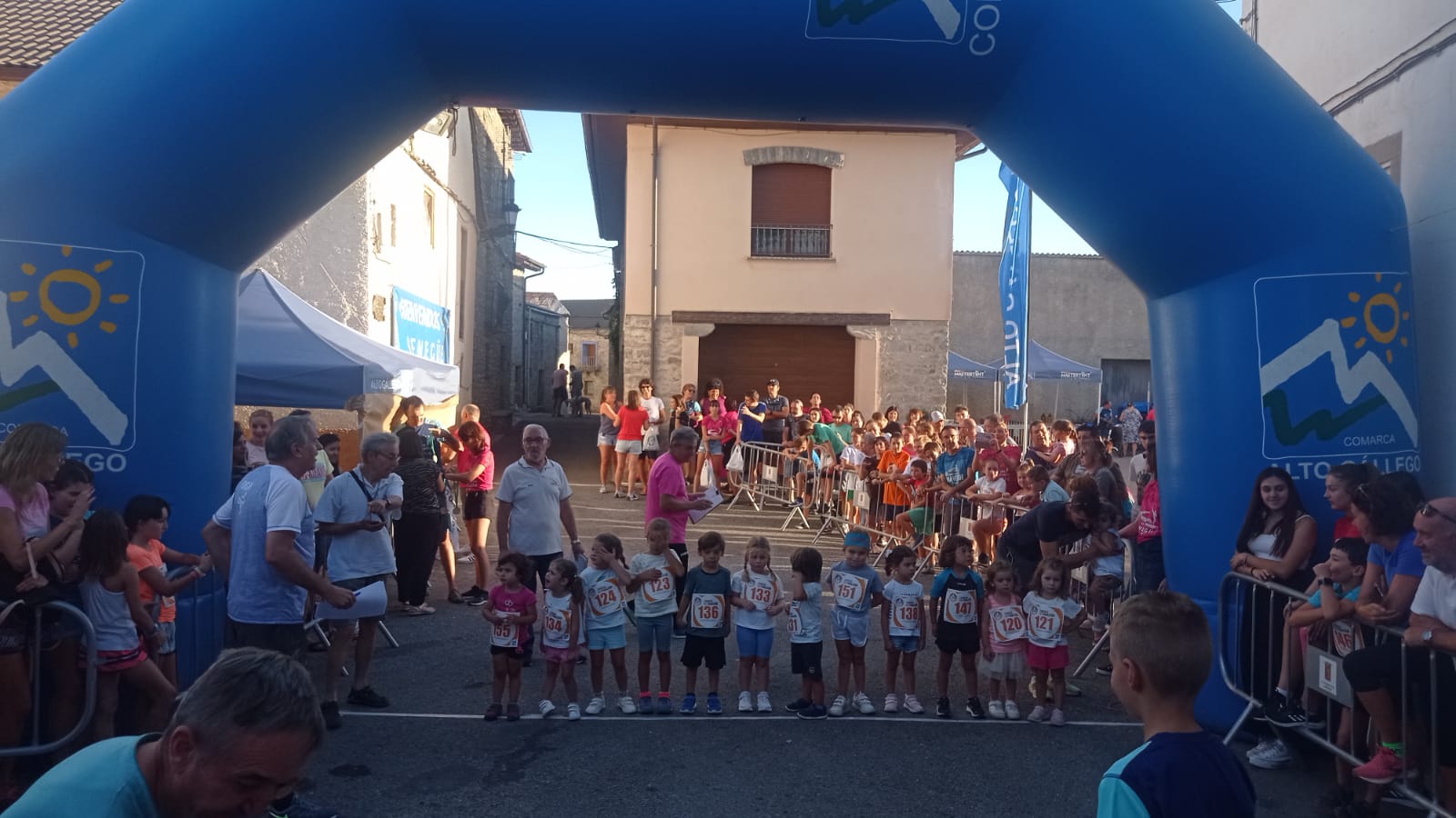Imagen de los más pequeños. Foto Deporte Cantera Sabiñánigo