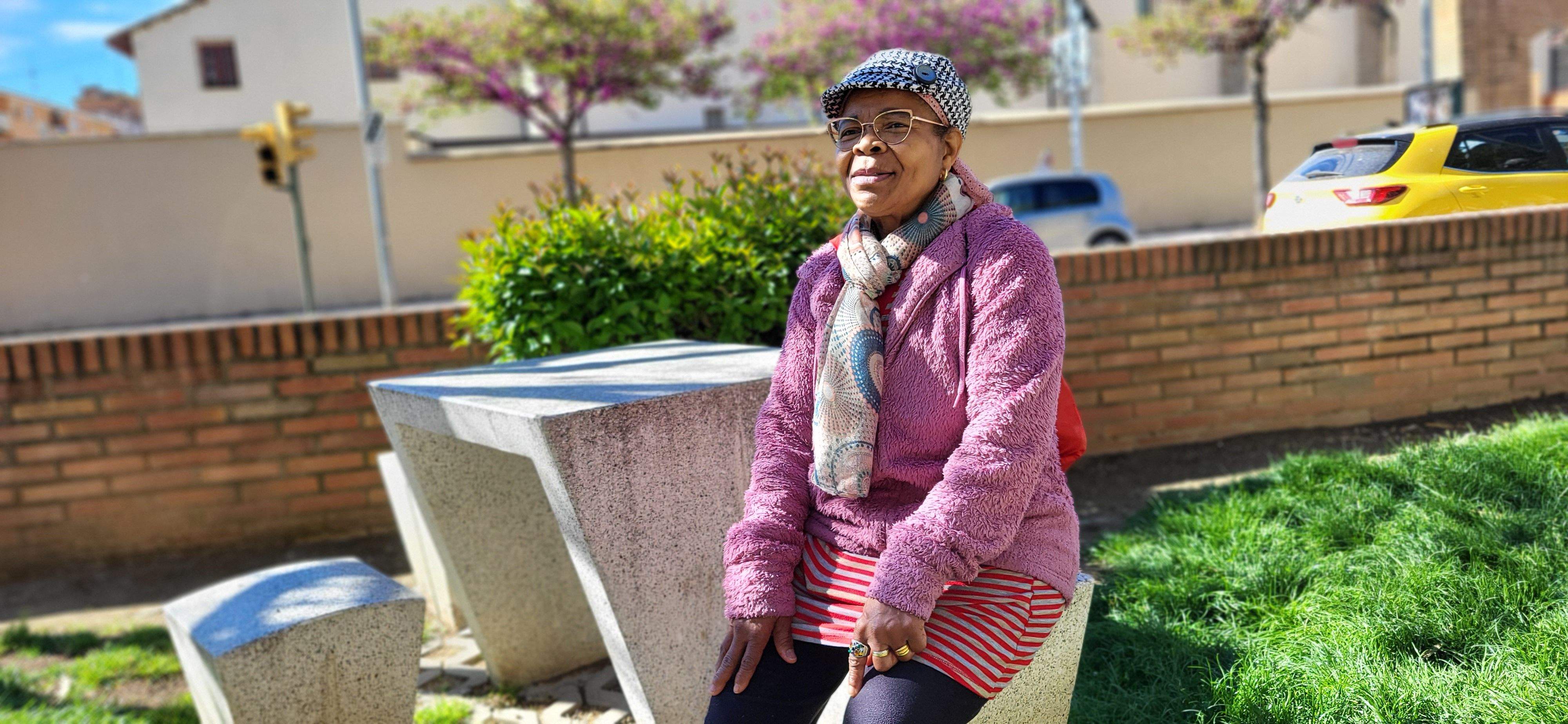 Marcha senderista del Camino de Santiago a su paso por Huesca. Foto Myriam Martínez