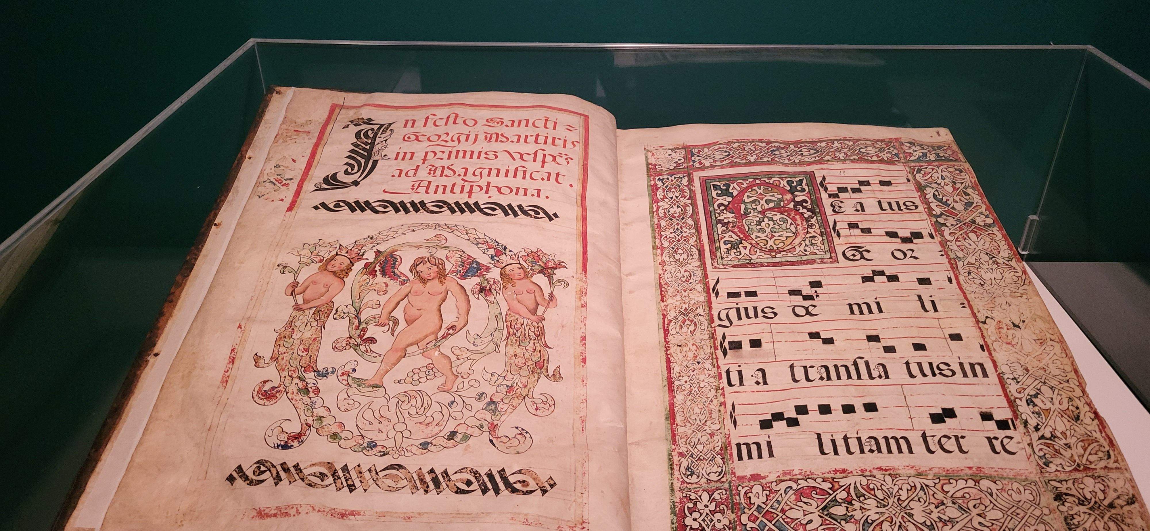 Exposición Patrimonio de la fiesta y la música en Huesca (Siglos XII al XVIII). Foto Myriam Martínez