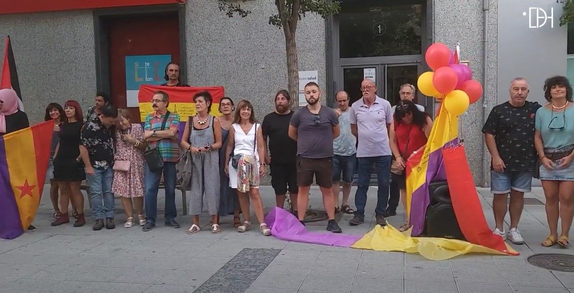 Asistentes al acto organizado por el Círculo Republicano de Huesca