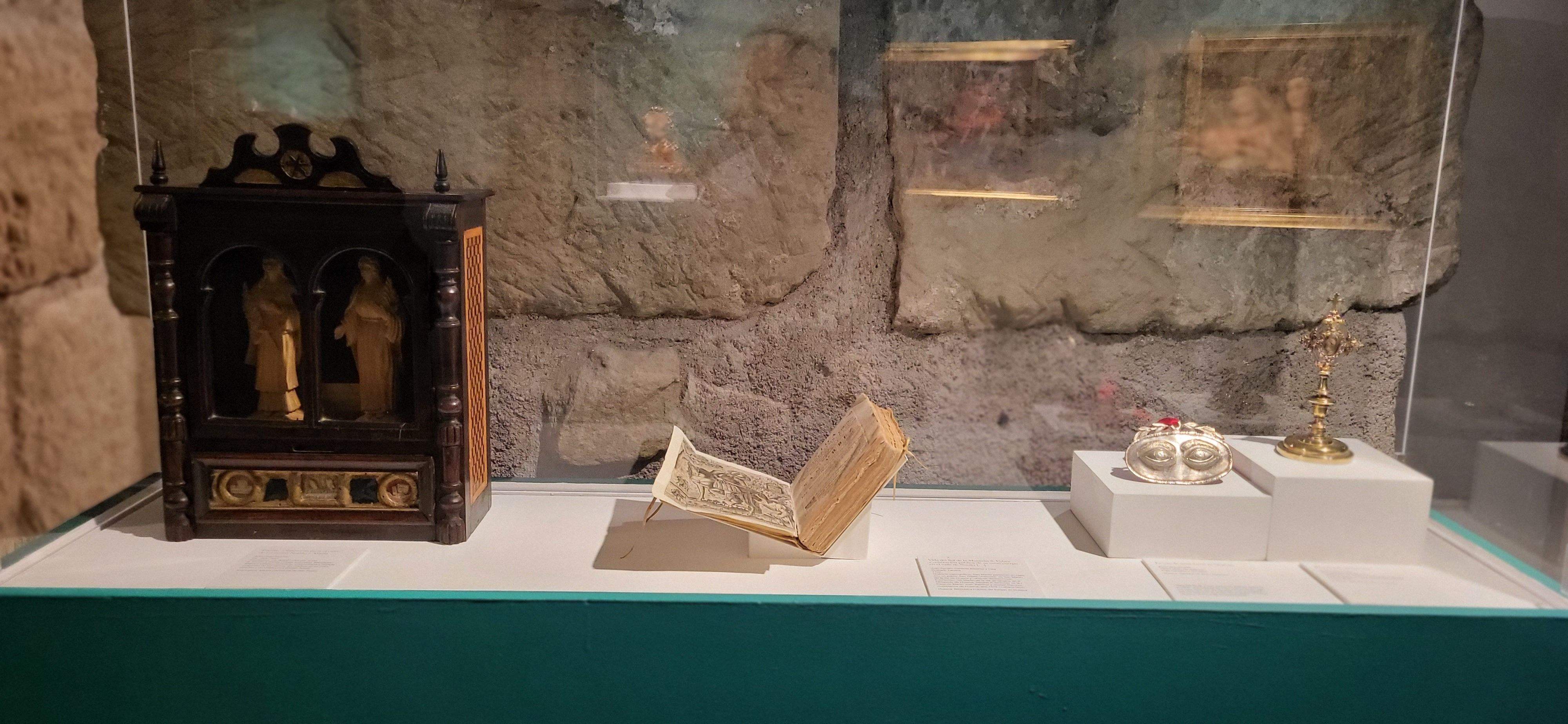 Exposición Patrimonio de la fiesta y la música en Huesca (Siglos XII al XVIII). Foto Myriam Martínez