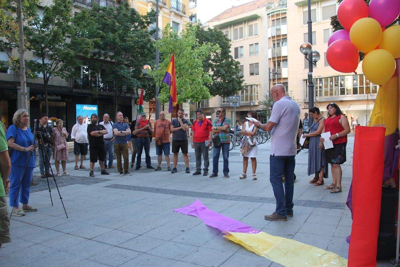 El Círculo Republicano Manolín Abad recuerda el 23 de agosto de 1936. Foto Carlos Neofato 
