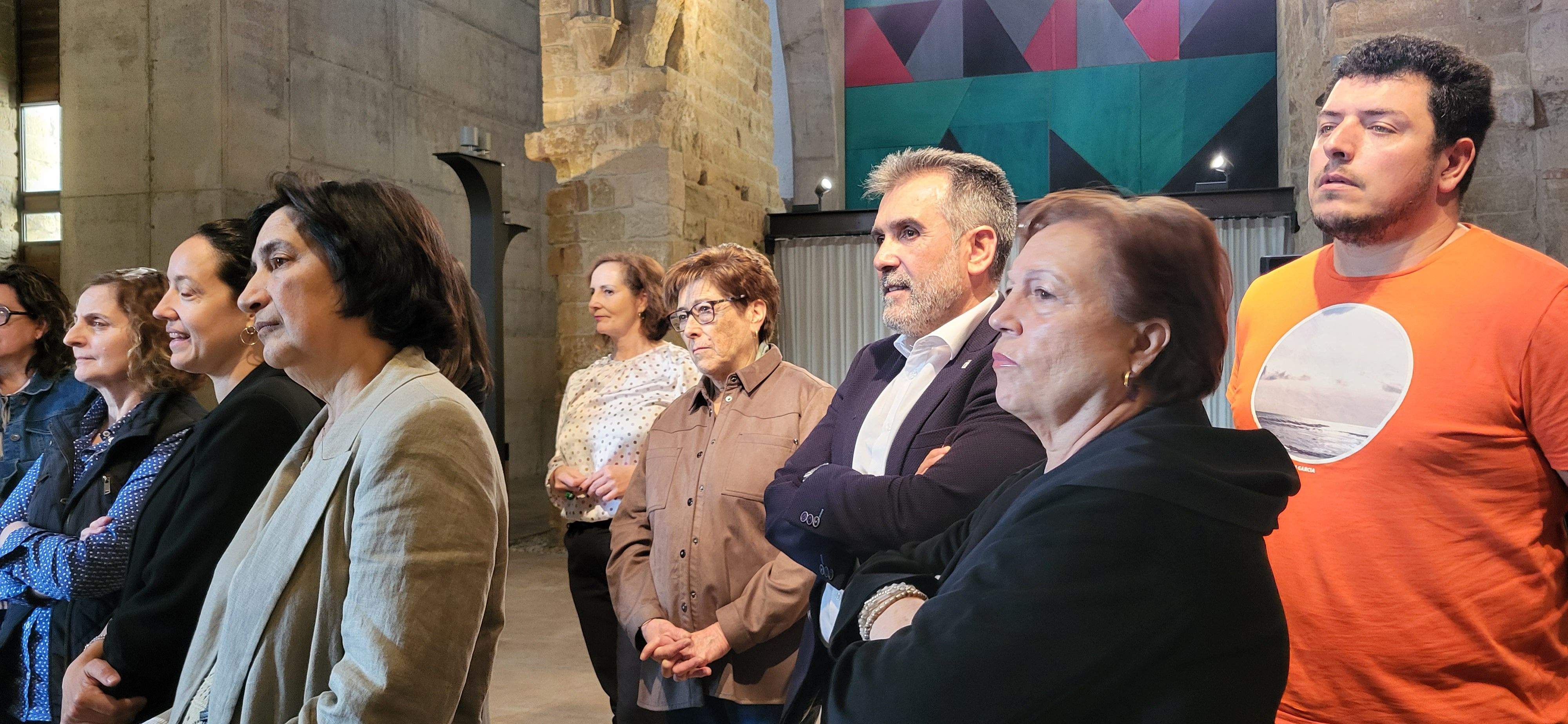 Imágenes de la donación de Miguel Ángel Lahoz a Fraga. Foto Myriam Martínez