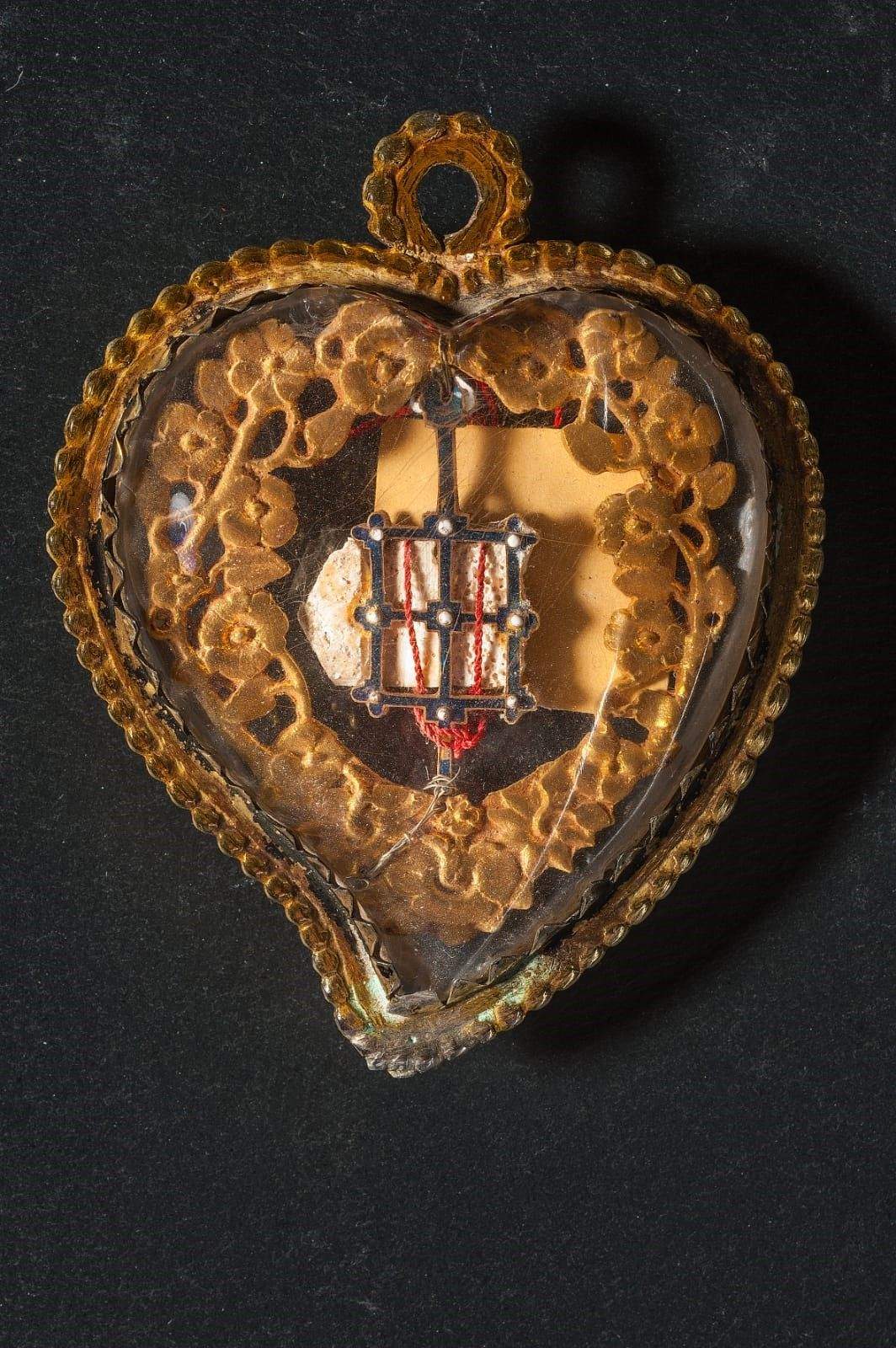 Relicario de San Lorenzo descubierto por Ana Isabel Claver