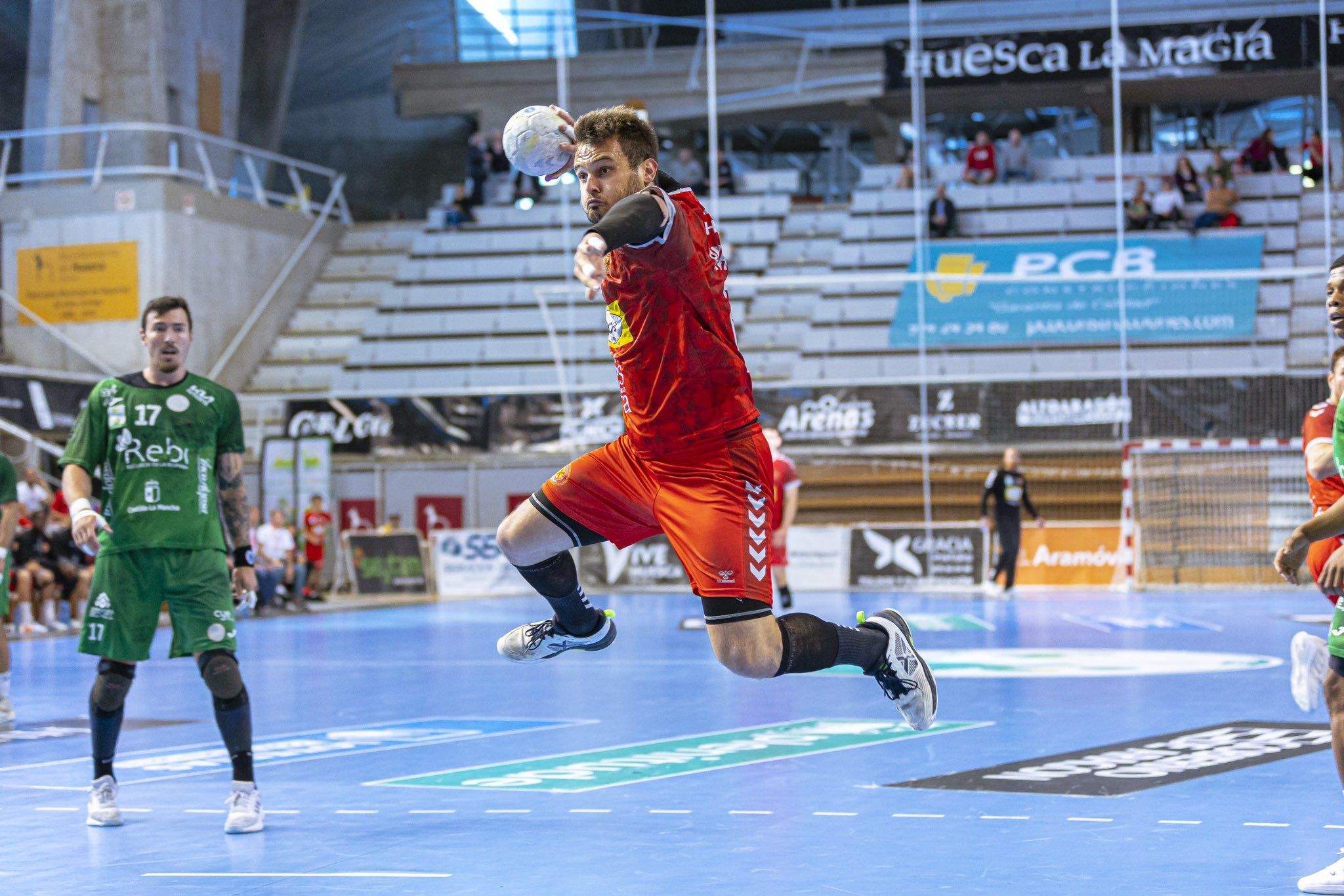 Rodri Benites, jugador de Bada Huesca. Foto: Andrey Sapizhak 