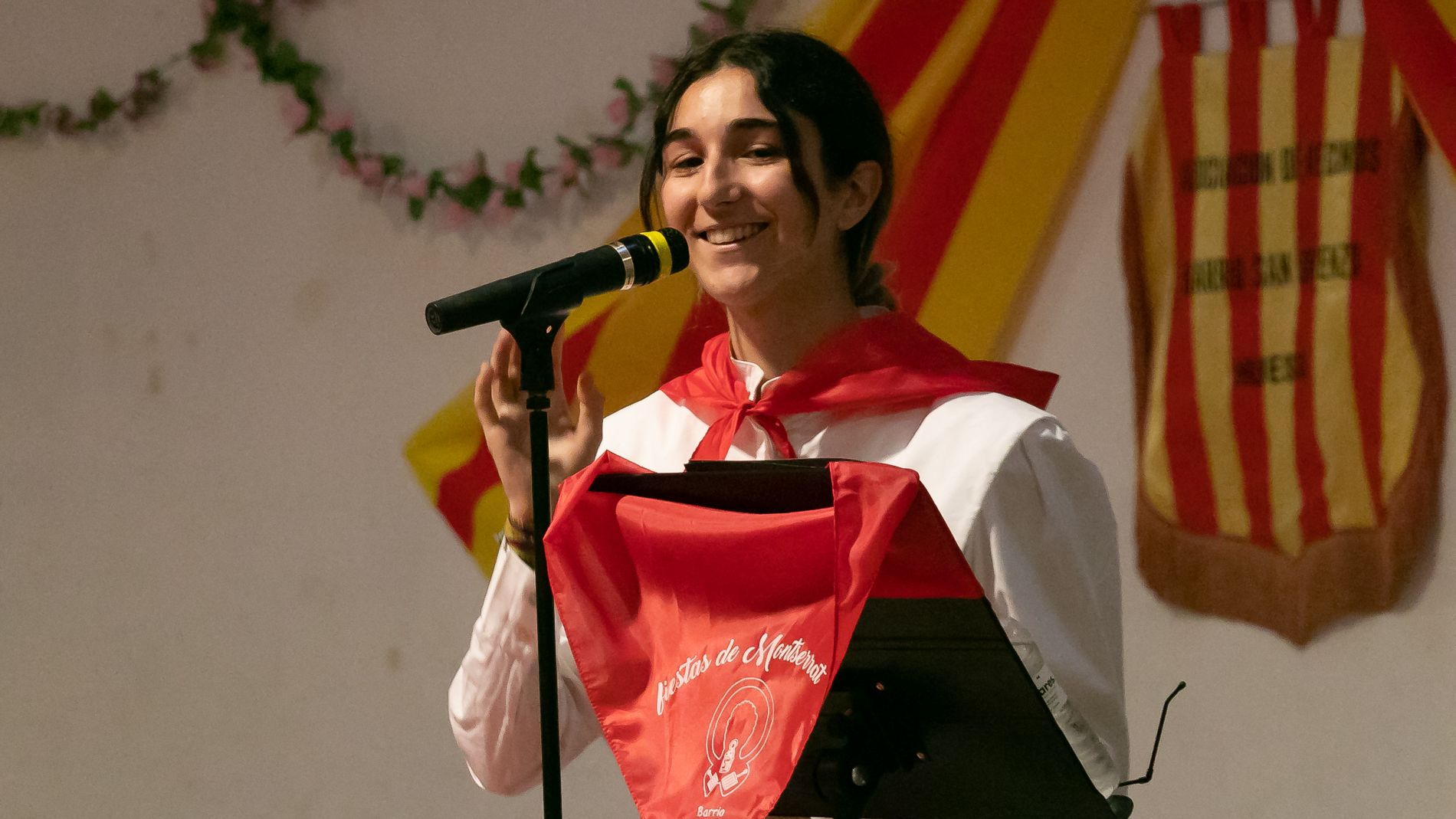 Fiestas del barrio de San Lorenzo 2023. Presentación de las mairalesas y los mayorales. Foto Estela Alcay