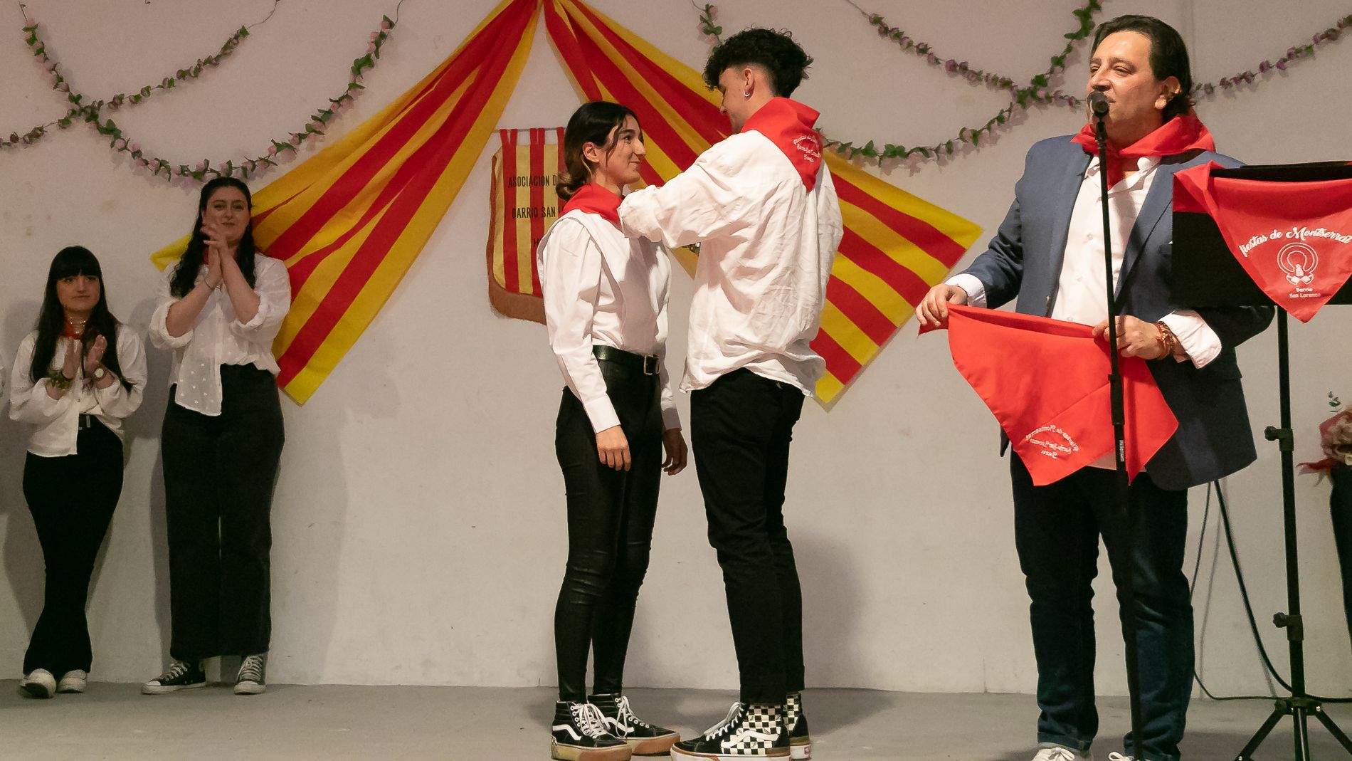 Fiestas del barrio de San Lorenzo 2023. Presentación de las mairalesas y los mayorales. Foto Estela Alcay