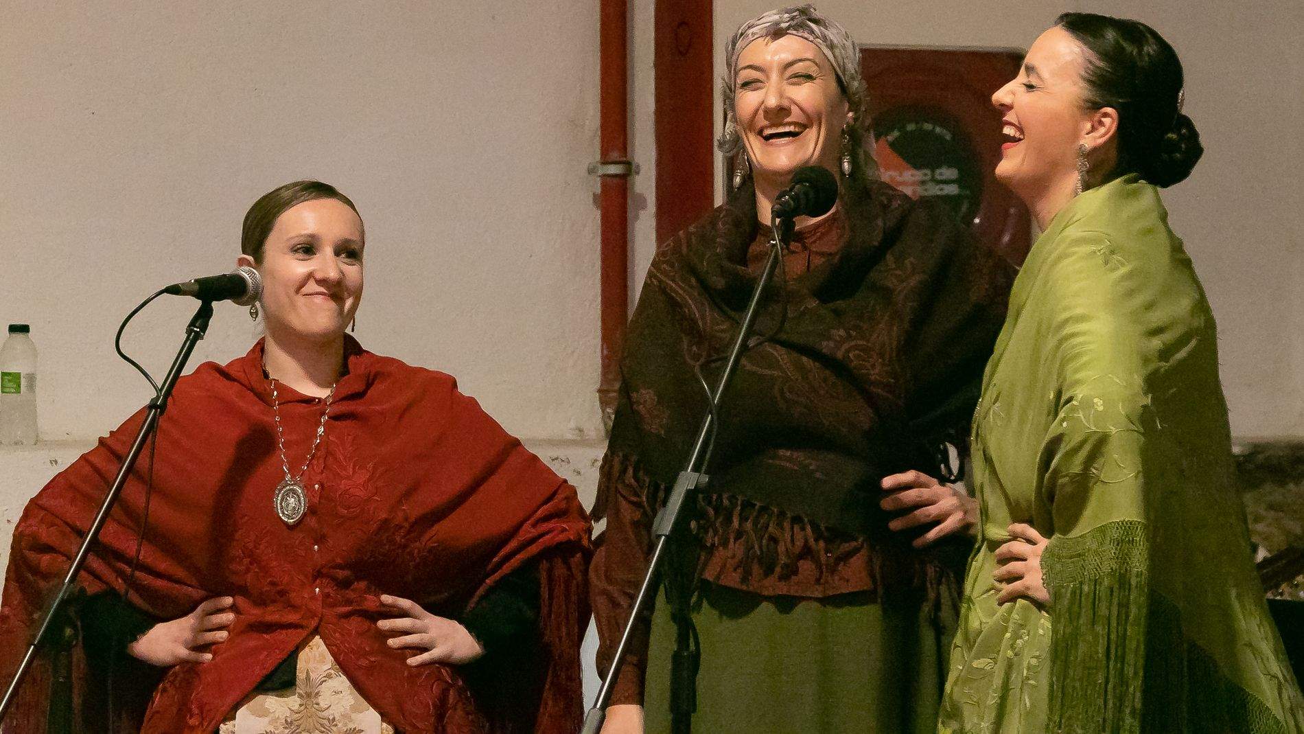 Fiestas del barrio de San Lorenzo 2023. Presentación de las mairalesas y los mayorales. Foto Estela Alcay