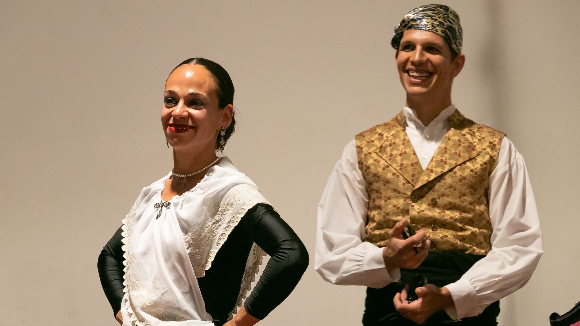 Fiestas del barrio de San Lorenzo 2023. Presentación de las mairalesas y los mayorales. Foto Estela Alcay