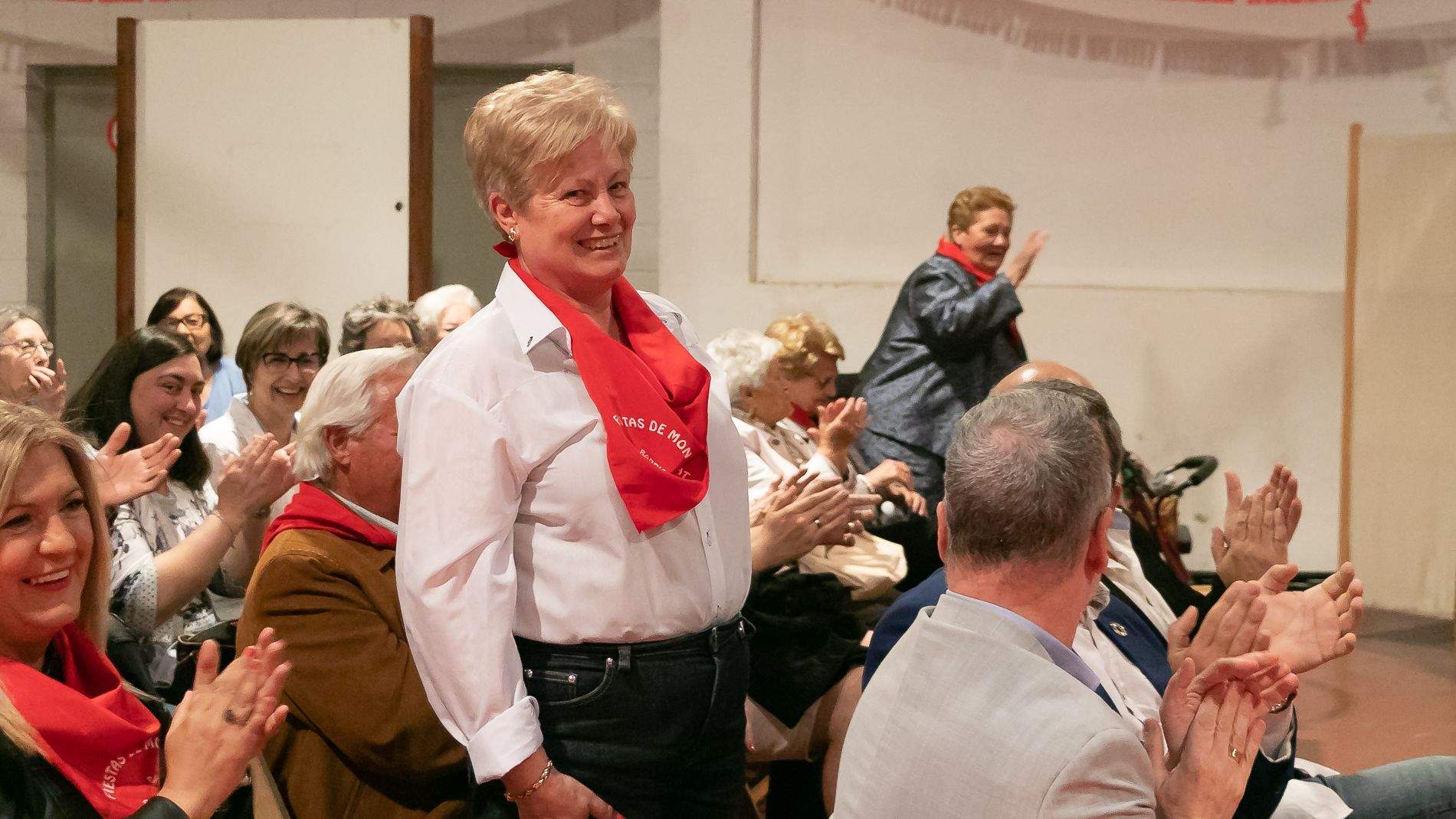 Fiestas del barrio de San Lorenzo 2023. Presentación de las mairalesas y los mayorales. Foto Estela Alcay