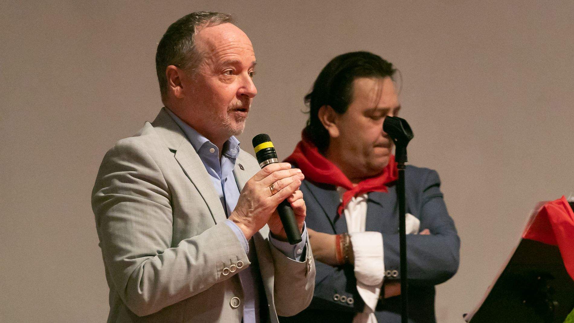 Fiestas del barrio de San Lorenzo 2023. Presentación de las mairalesas y los mayorales. Foto Estela Alcay